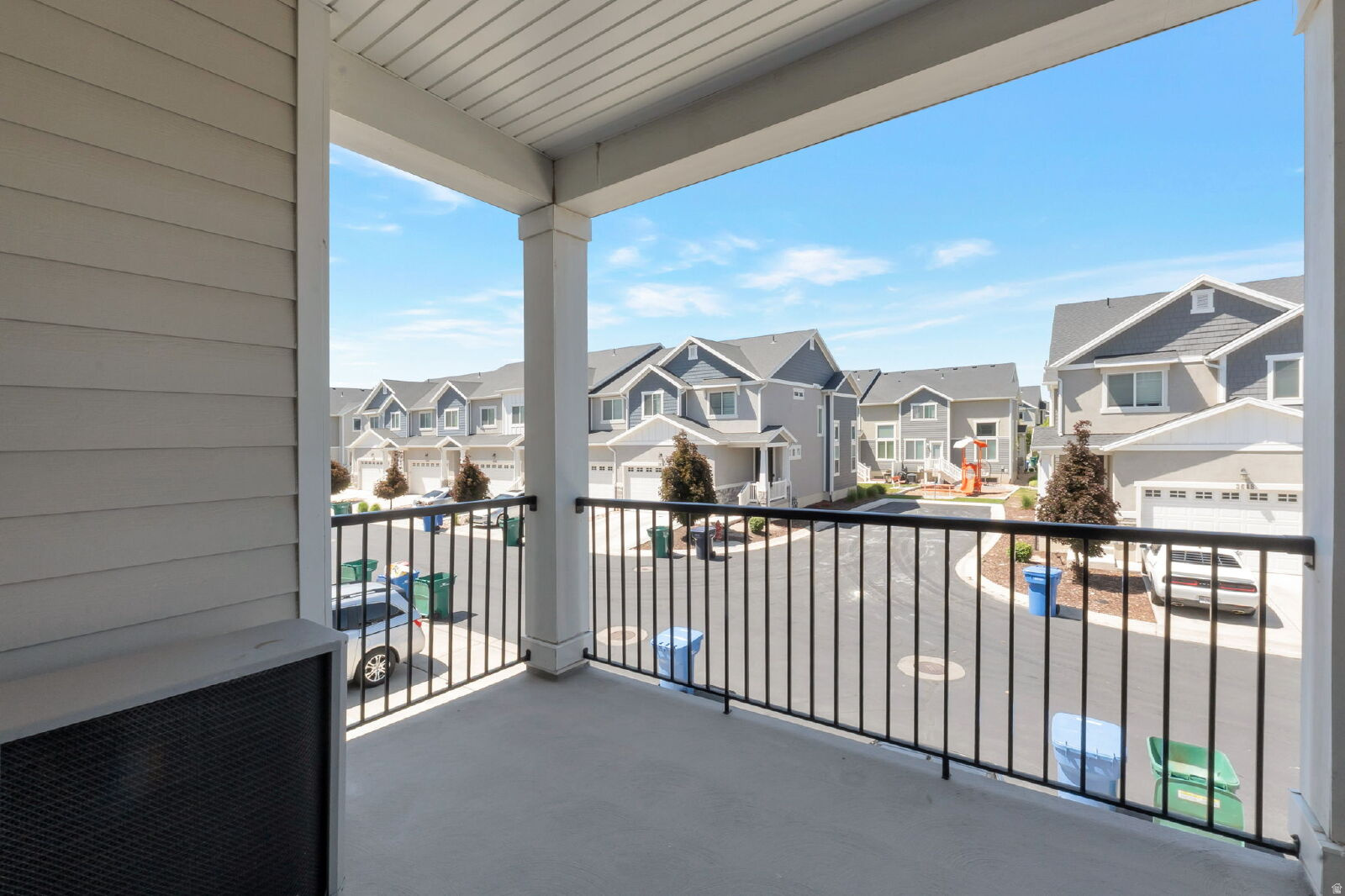 NORTH POINTE - Residential