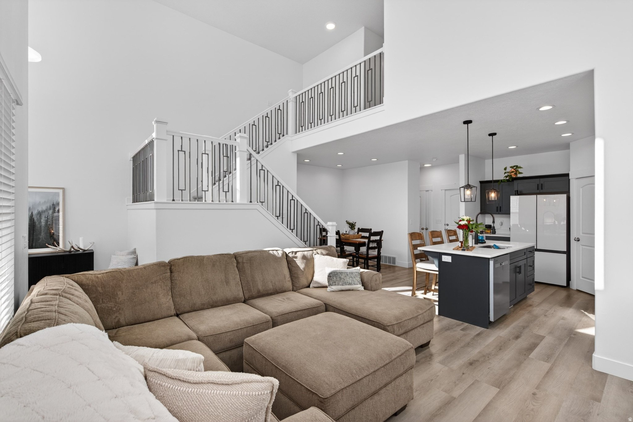 RIDGE - Residential