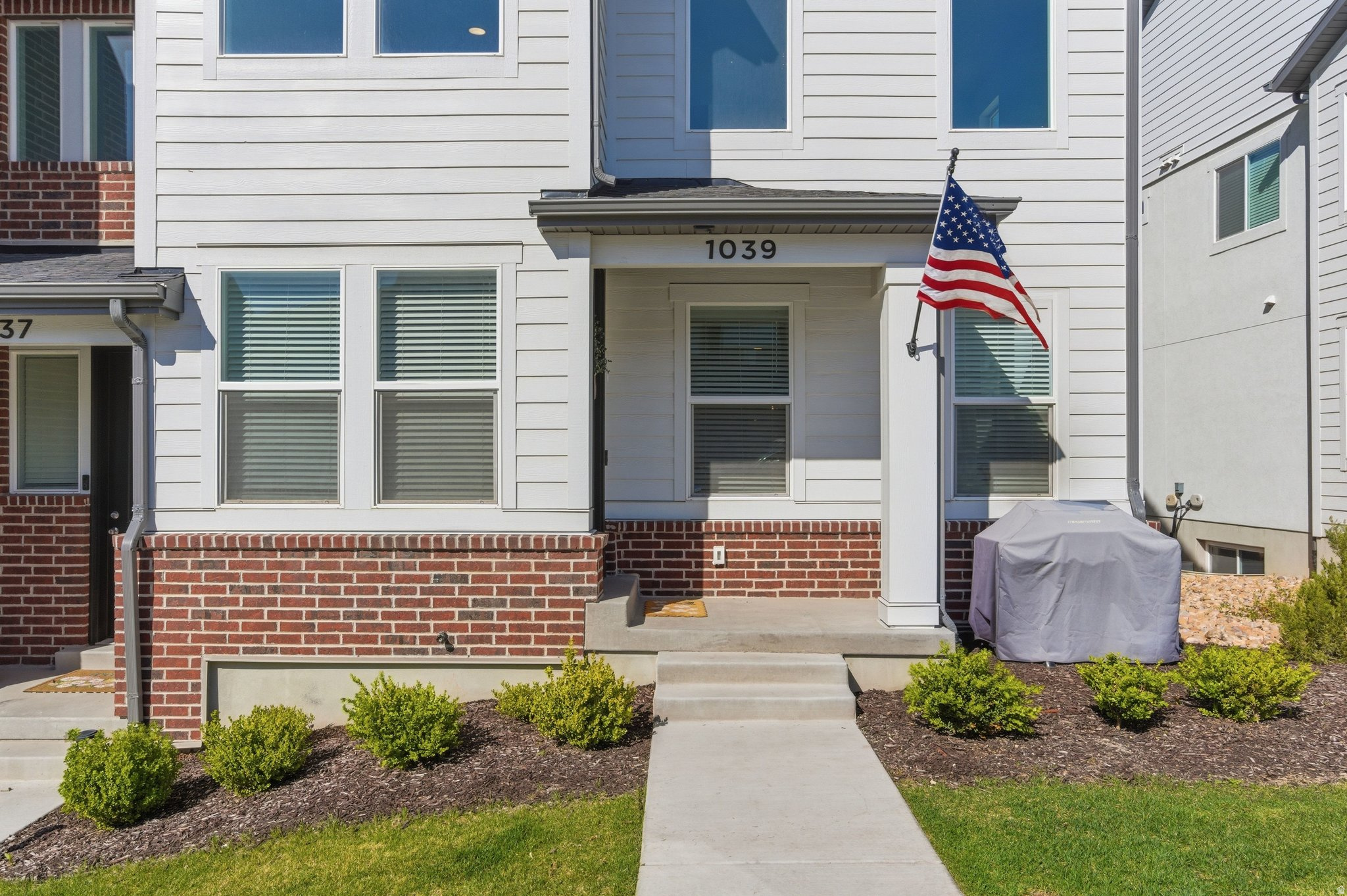 RIDGE - Residential