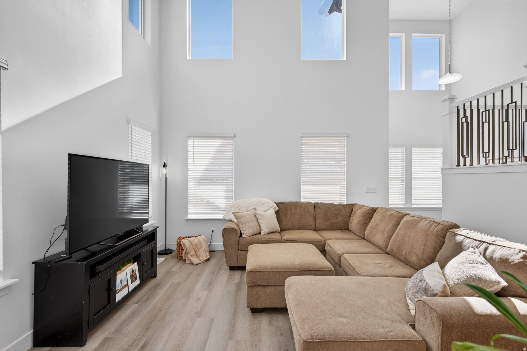 RIDGE - Residential