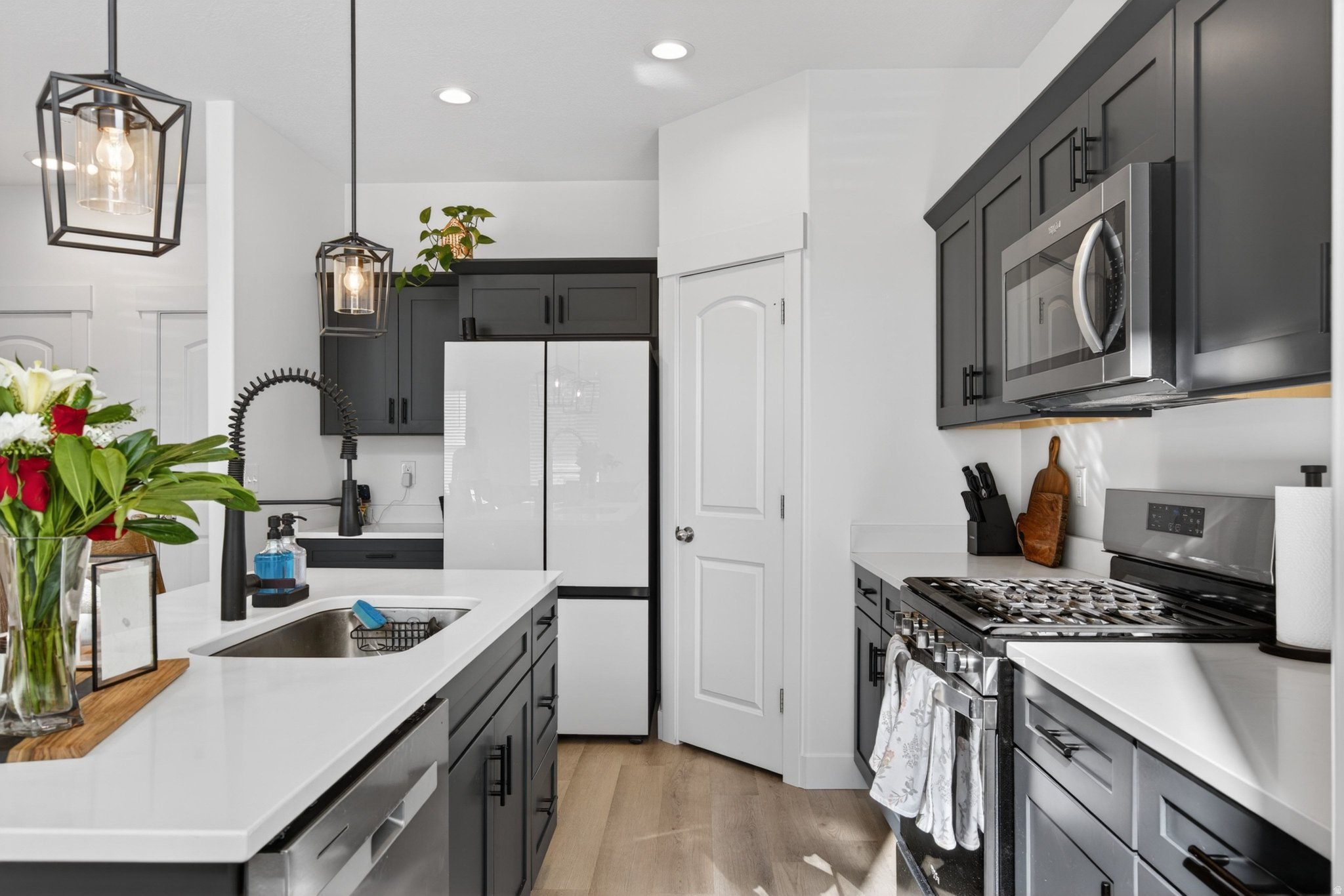RIDGE - Residential