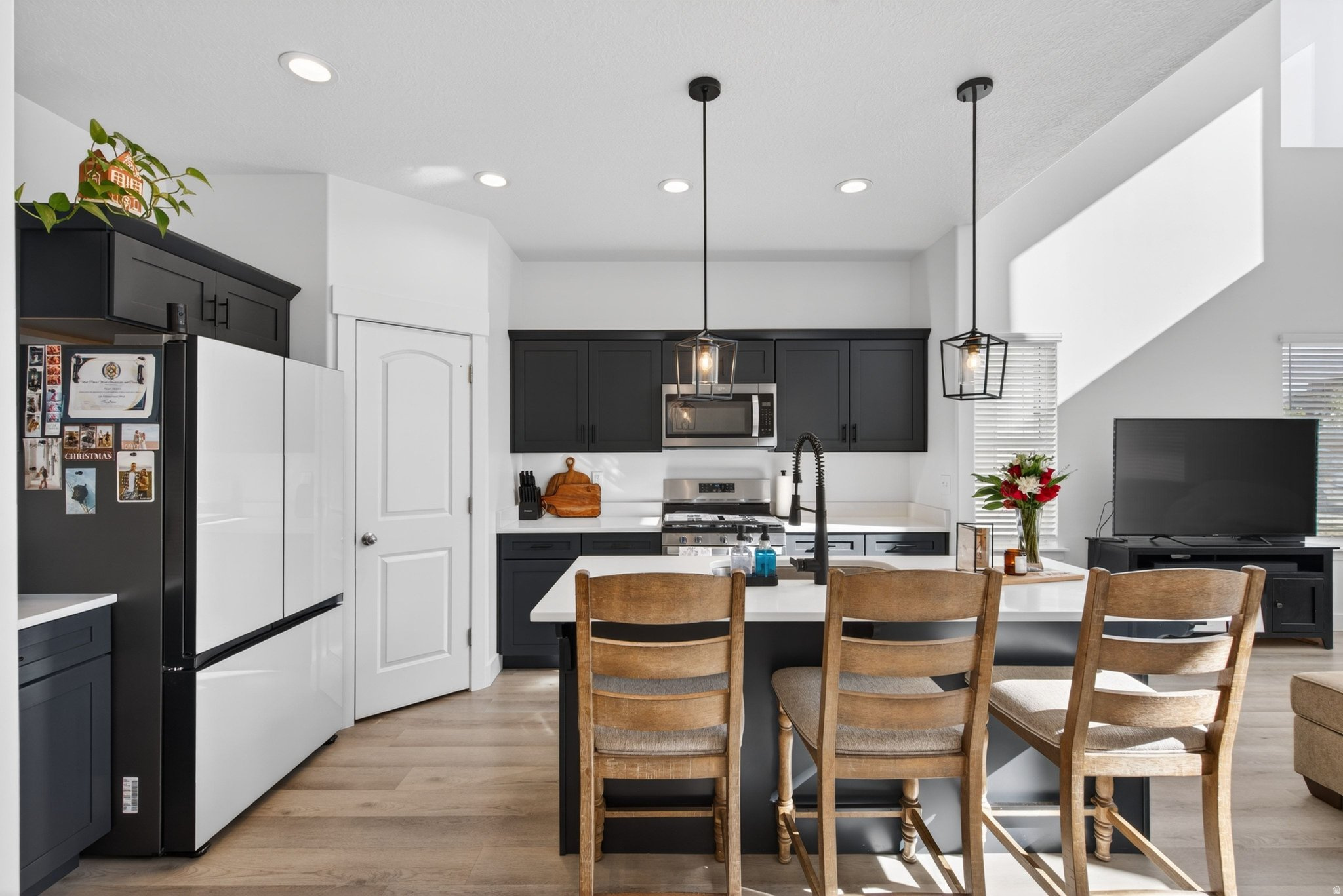 RIDGE - Residential