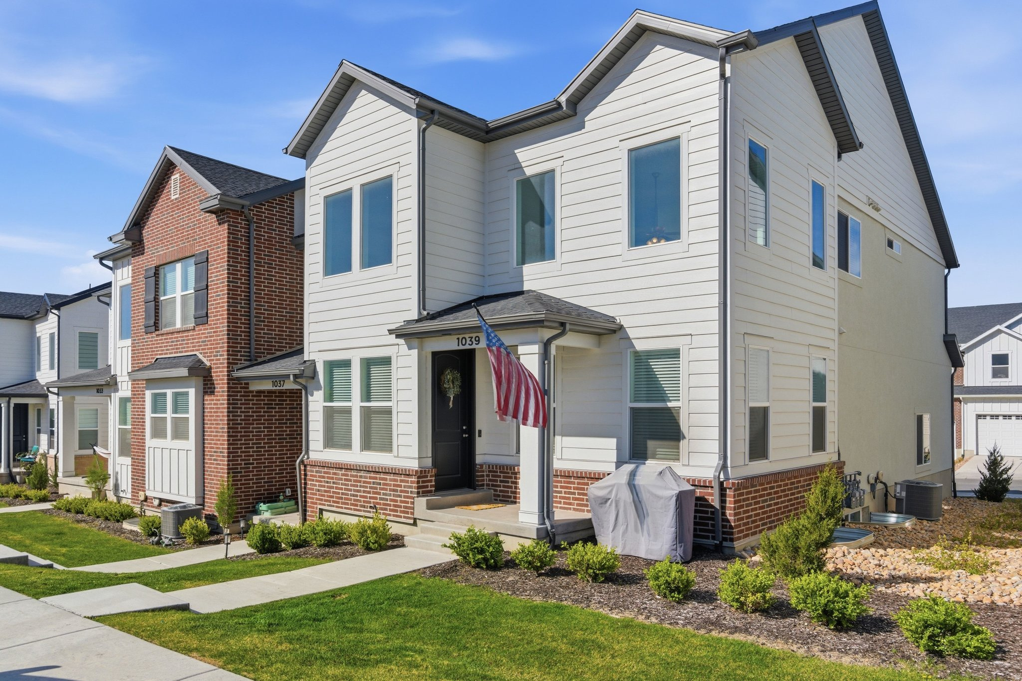 RIDGE - Residential