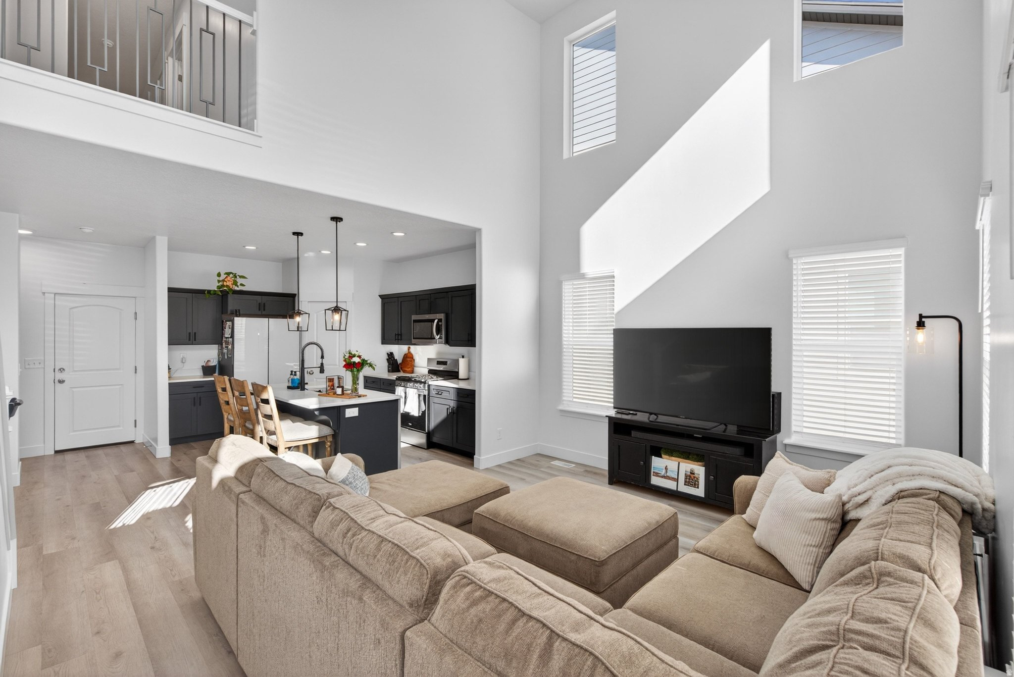 RIDGE - Residential
