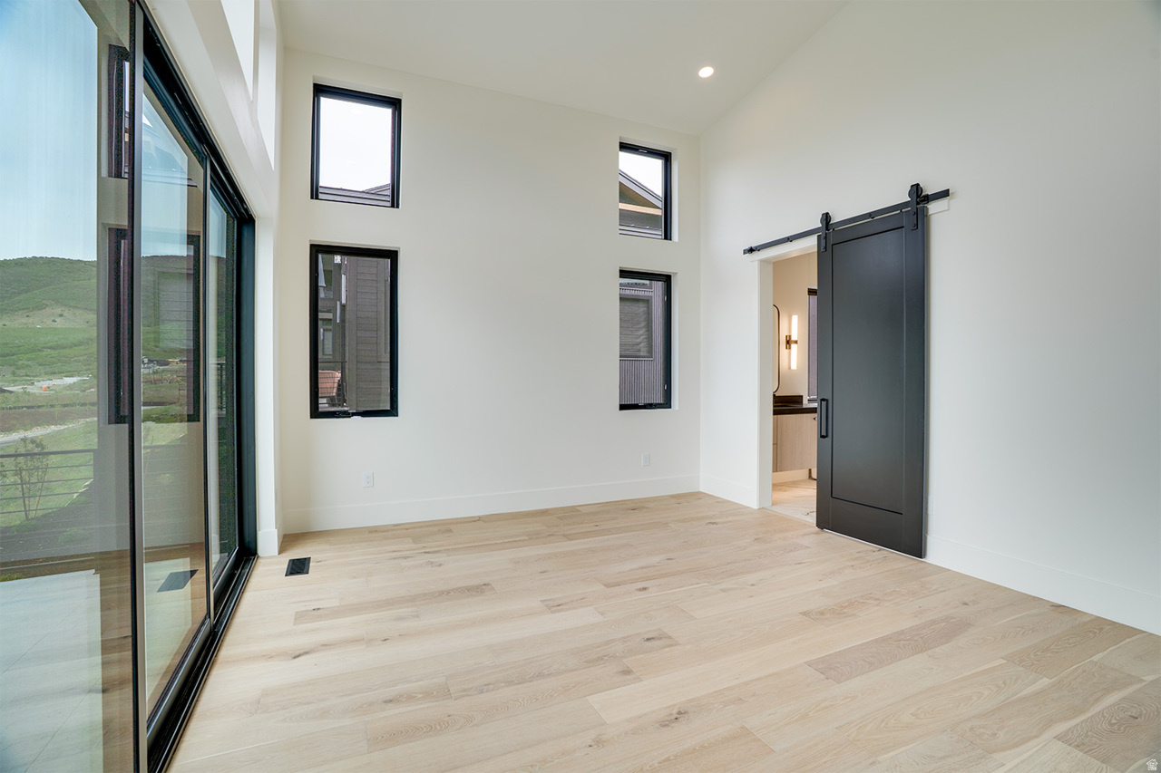 AMANTI LAGO - Residential