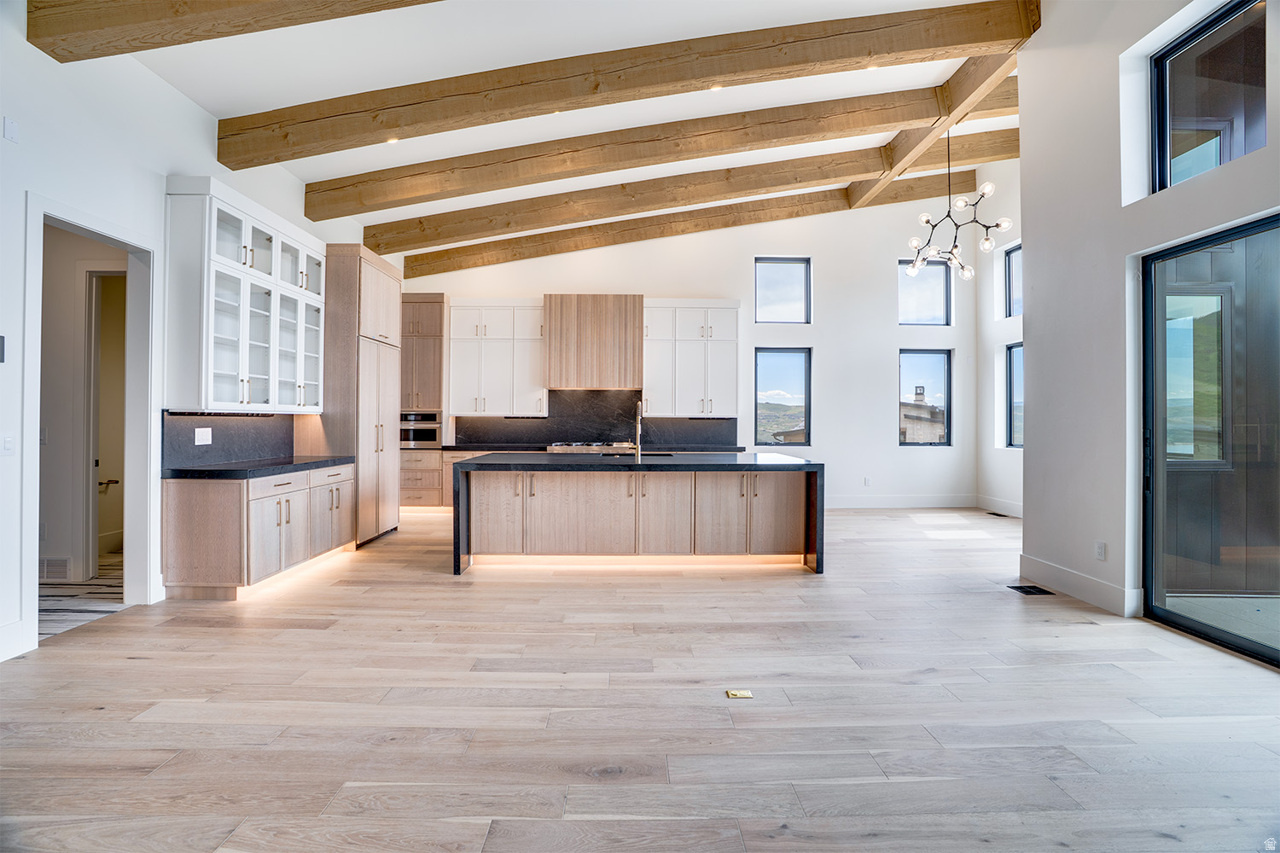 AMANTI LAGO - Residential