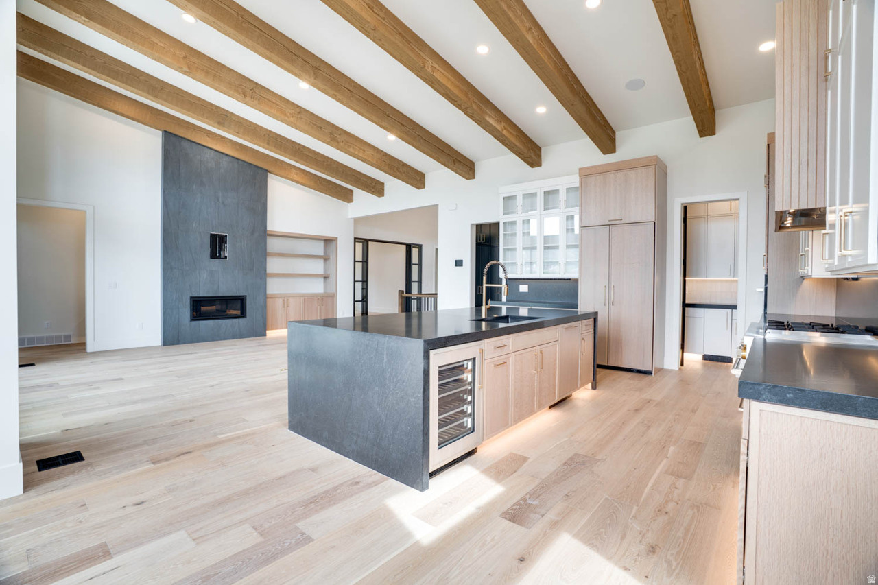 AMANTI LAGO - Residential