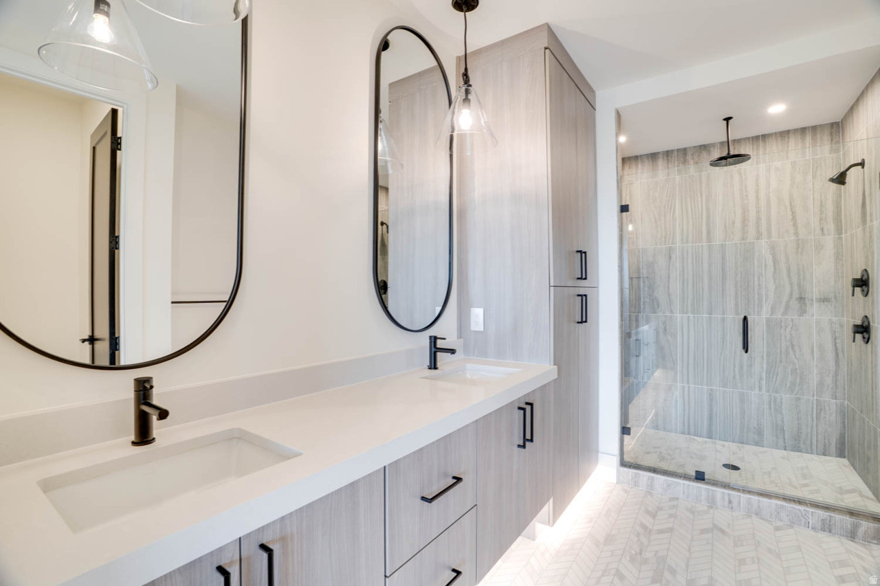 AMANTI LAGO - Residential