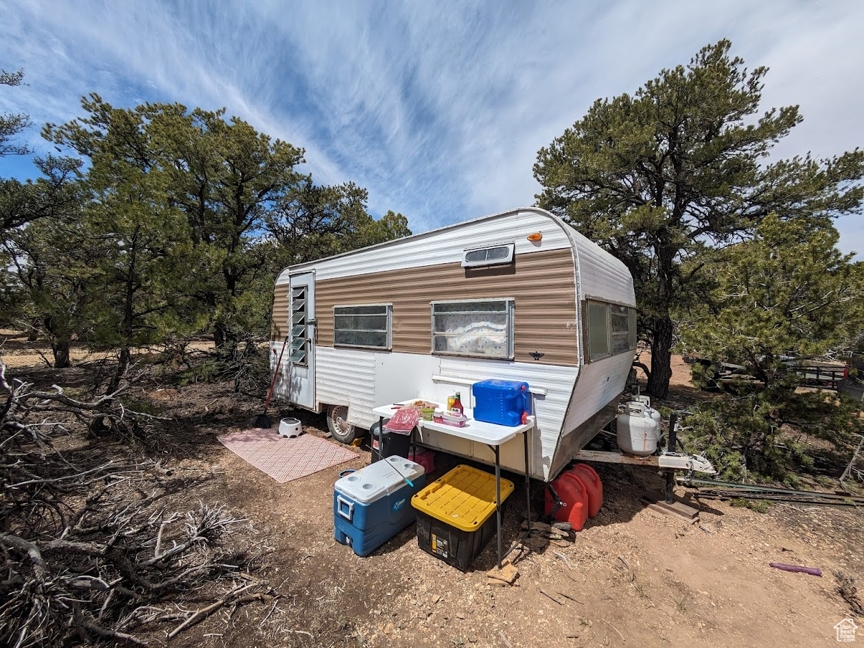 CEDAR MT - Land