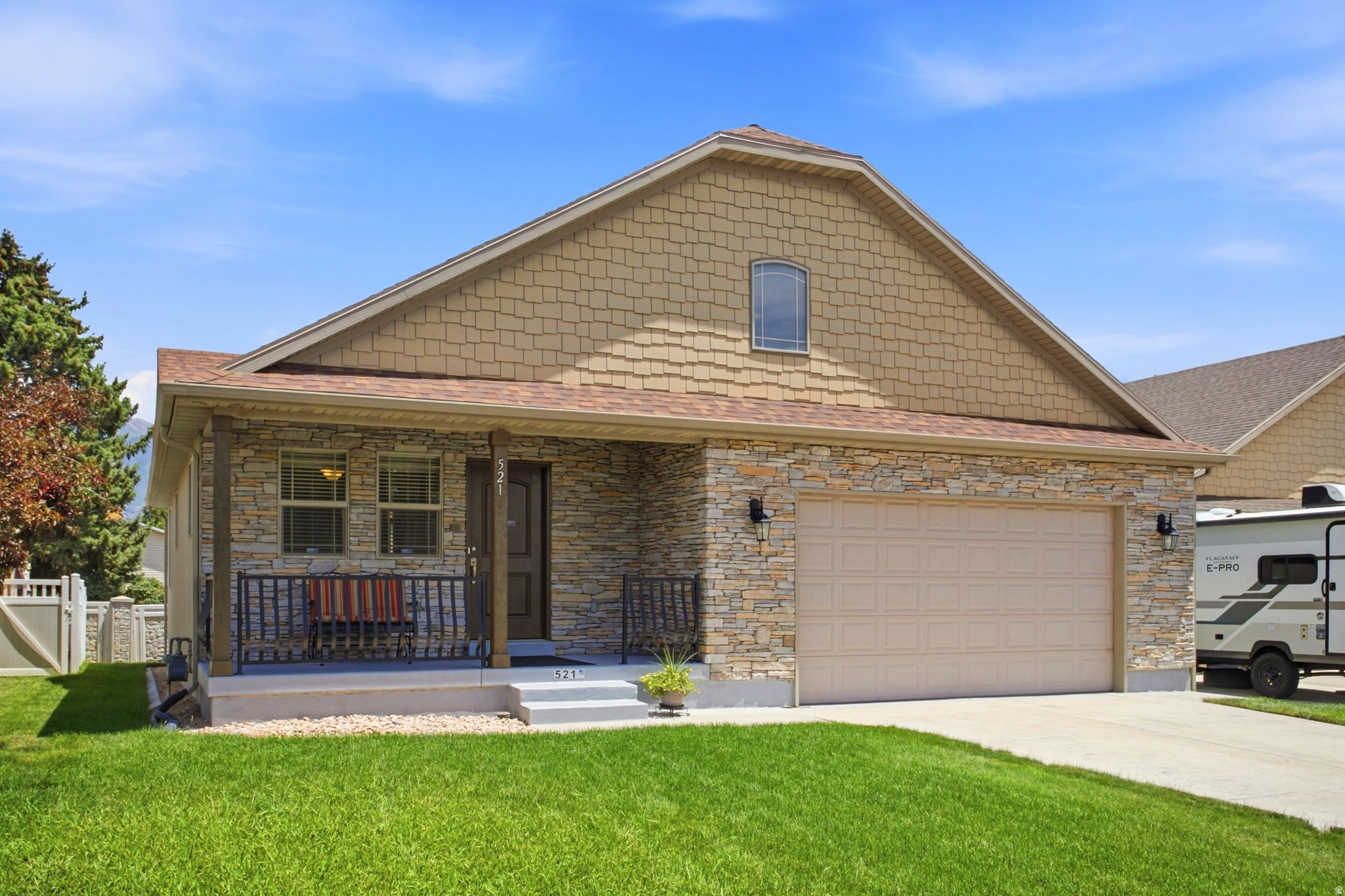 JOSHUA COURT - Residential