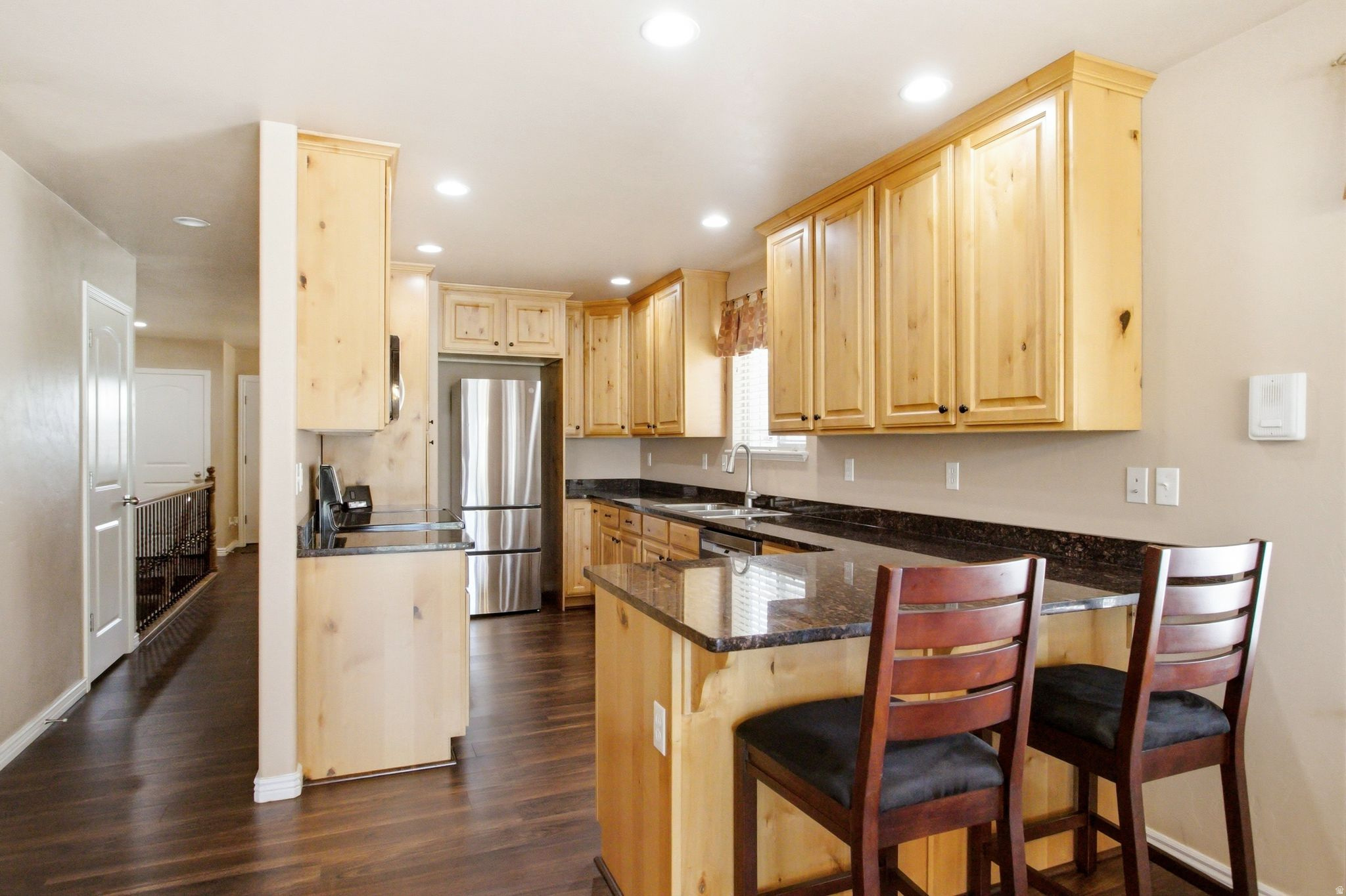 JOSHUA COURT - Residential