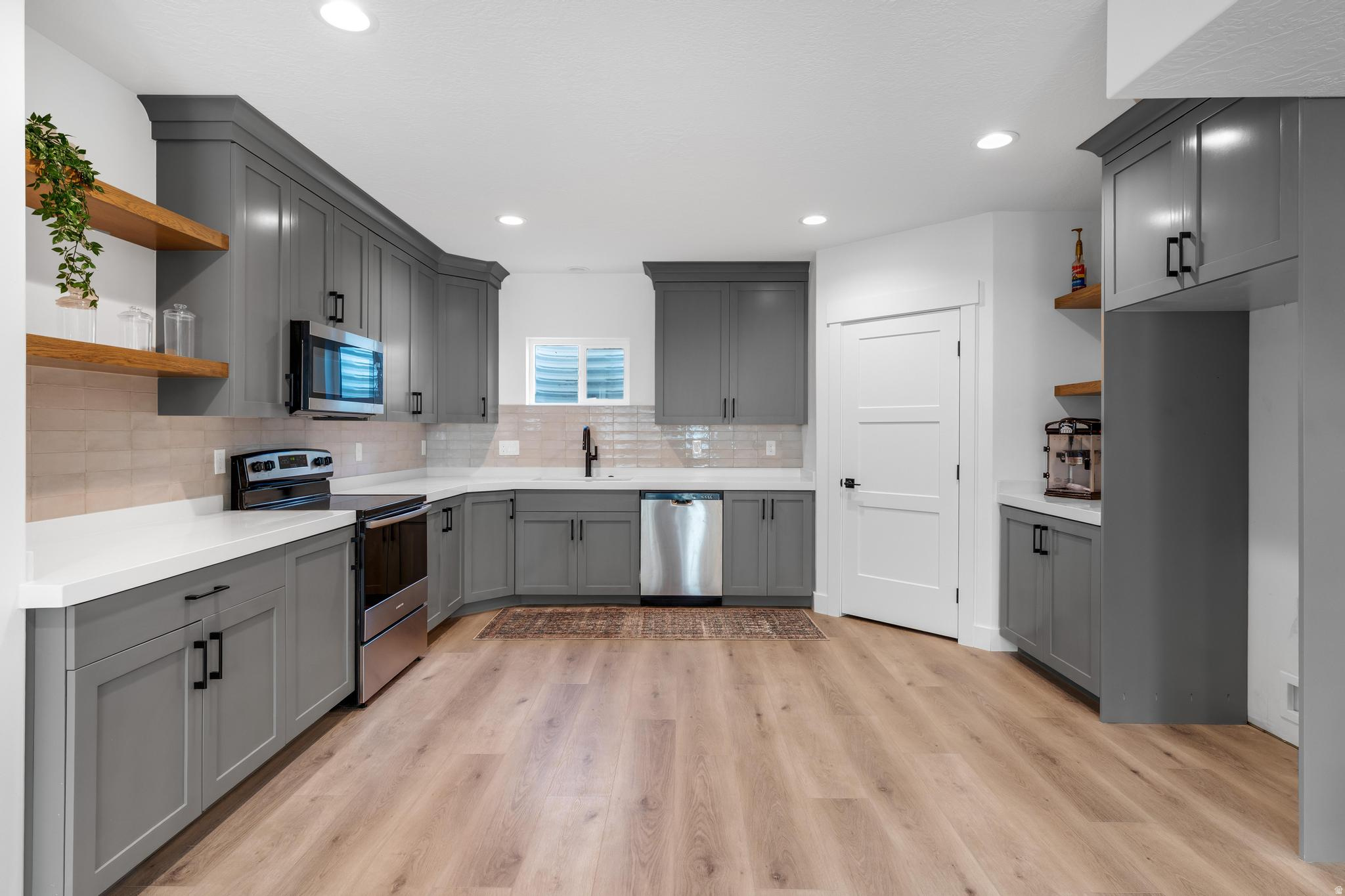 JACOBS - Residential