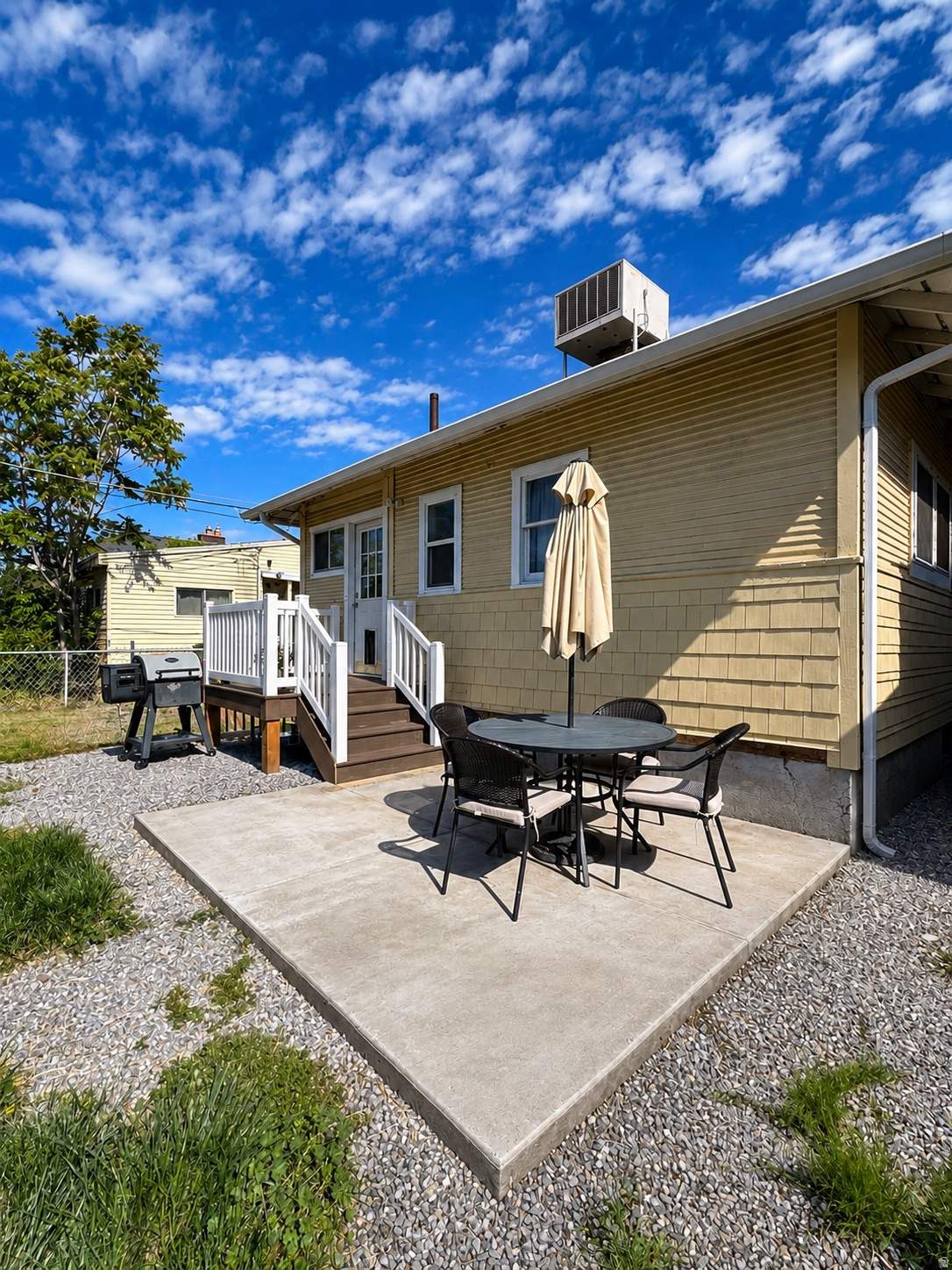 EAST WATERLO - Residential