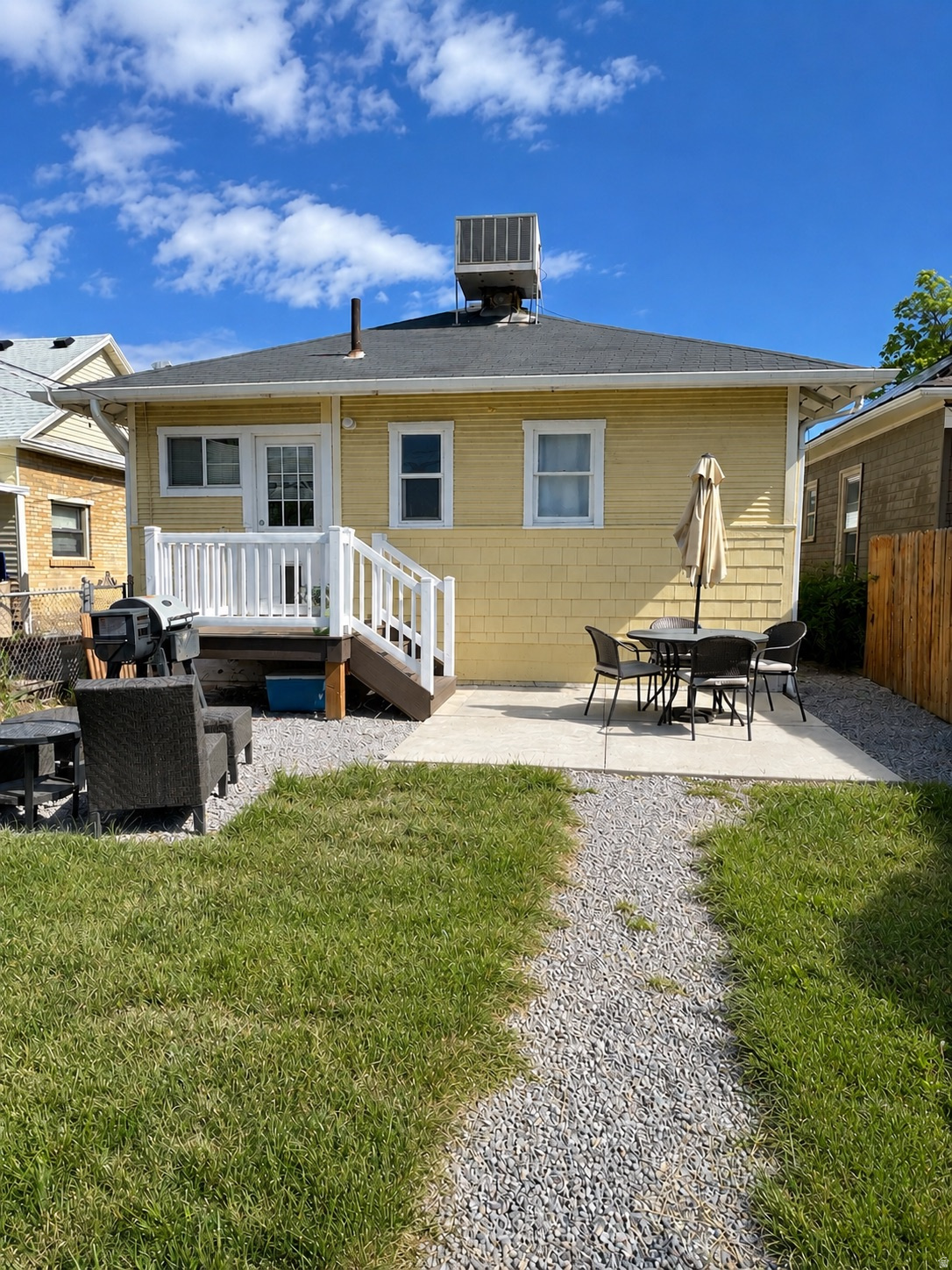 EAST WATERLO - Residential