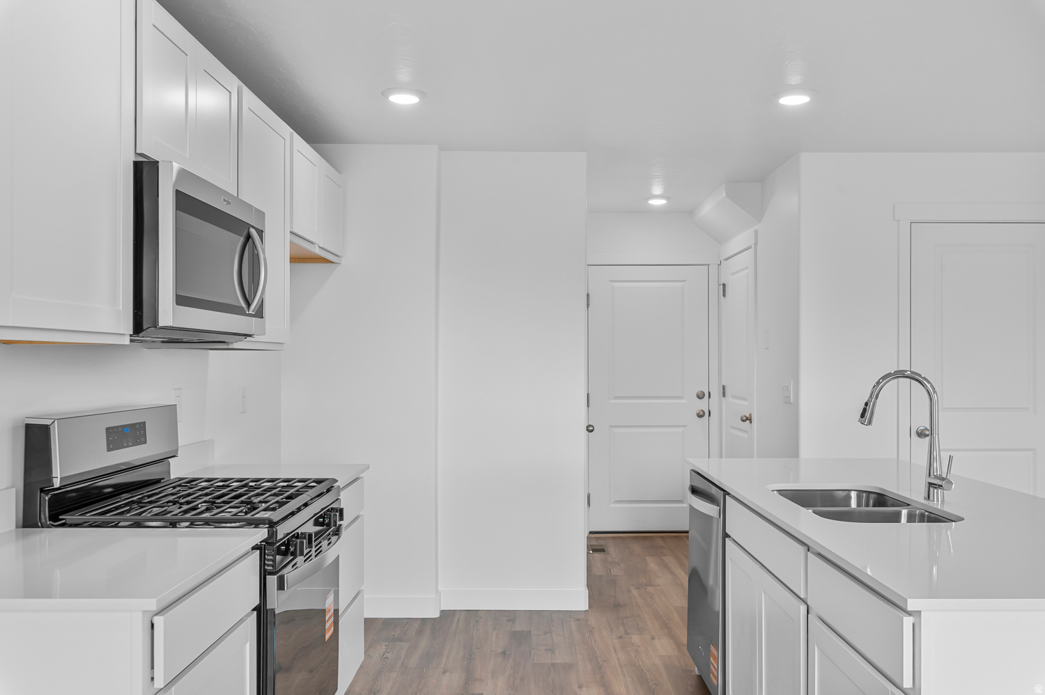 VIRIDIAN - Residential