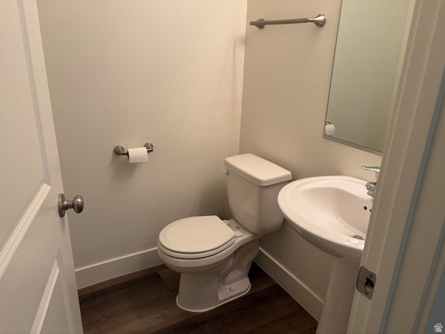 DESERT BLUFF AT DESERT CANYONS TOWNHOMES - Residential