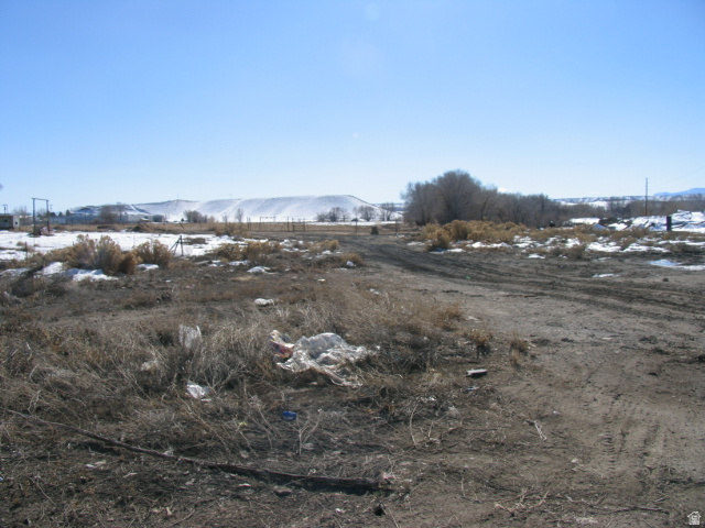 Fantastic, high traffic location. One of the few Main St commercial lots left. Buyer to verify lot size and Taxes to be determined. Utilities, Lot size, and Zoning requirements.; 220 & 115 volt available. Utilities in street buyer to verify.