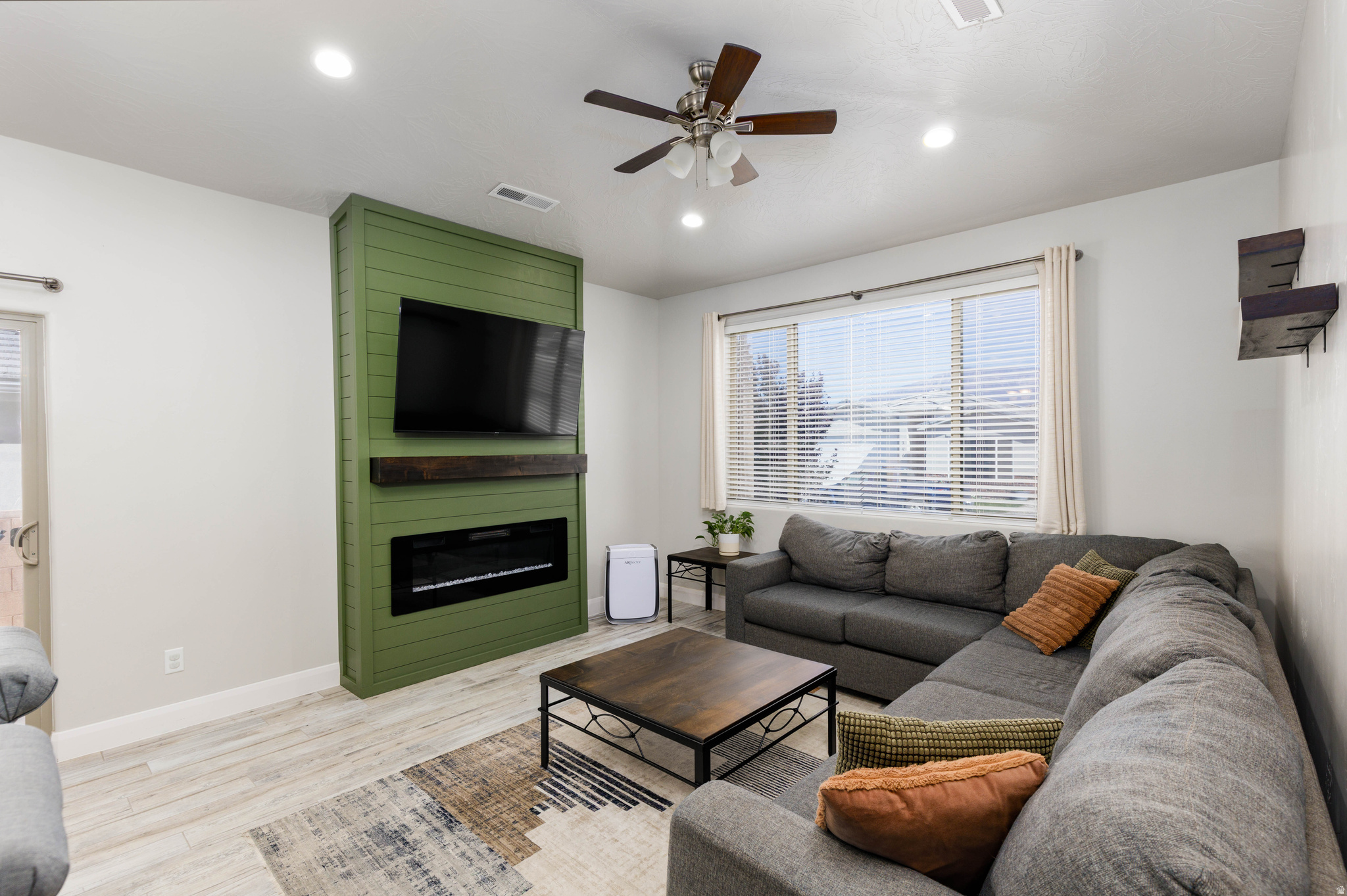 ZIONS GATE ESTATES PH 3 - Residential