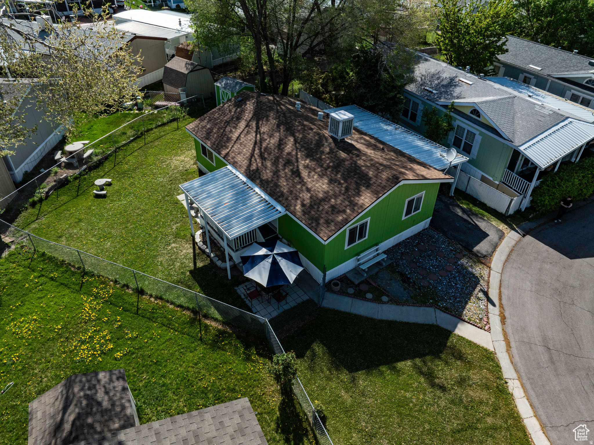 MEADOWBROOK - Residential