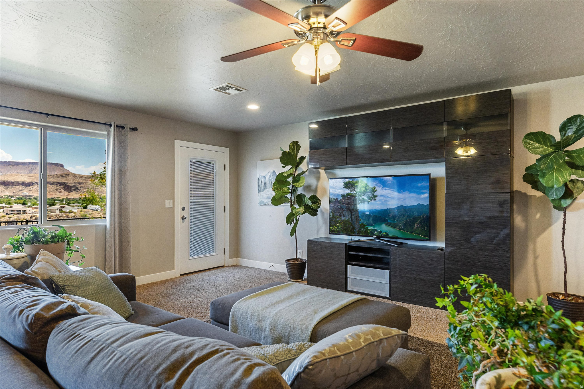 SUNSET RIDGE 3 AMD - Residential