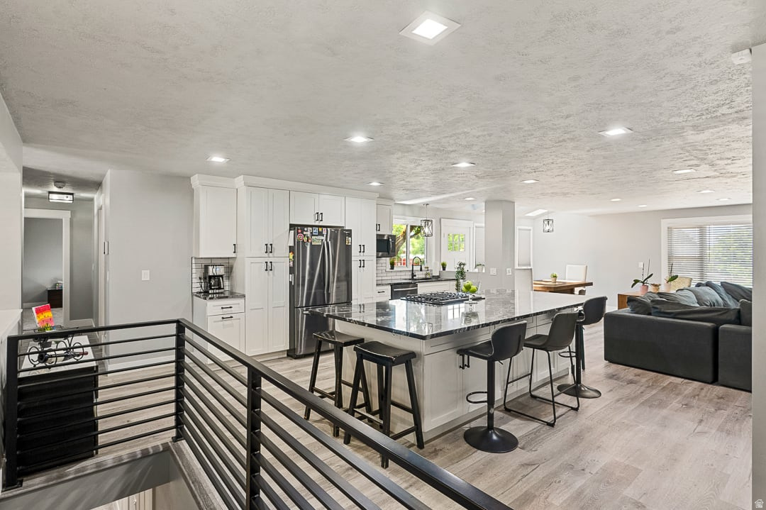 LITTLE WILLOW ESTATES - Residential