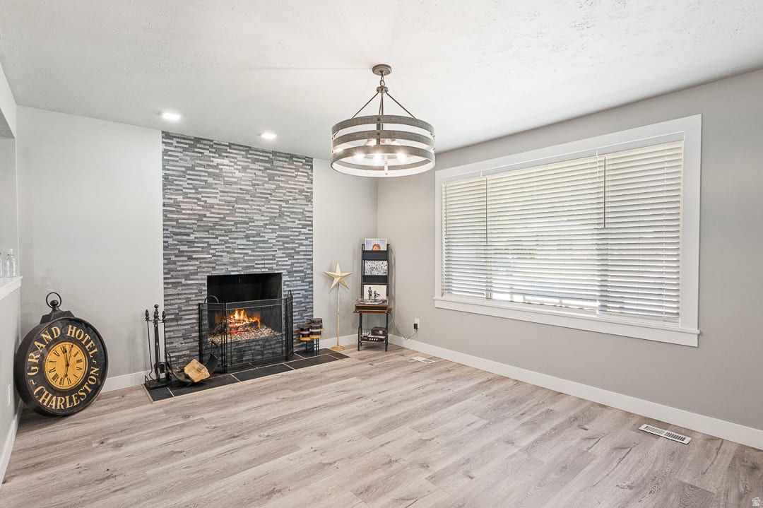 LITTLE WILLOW ESTATES - Residential