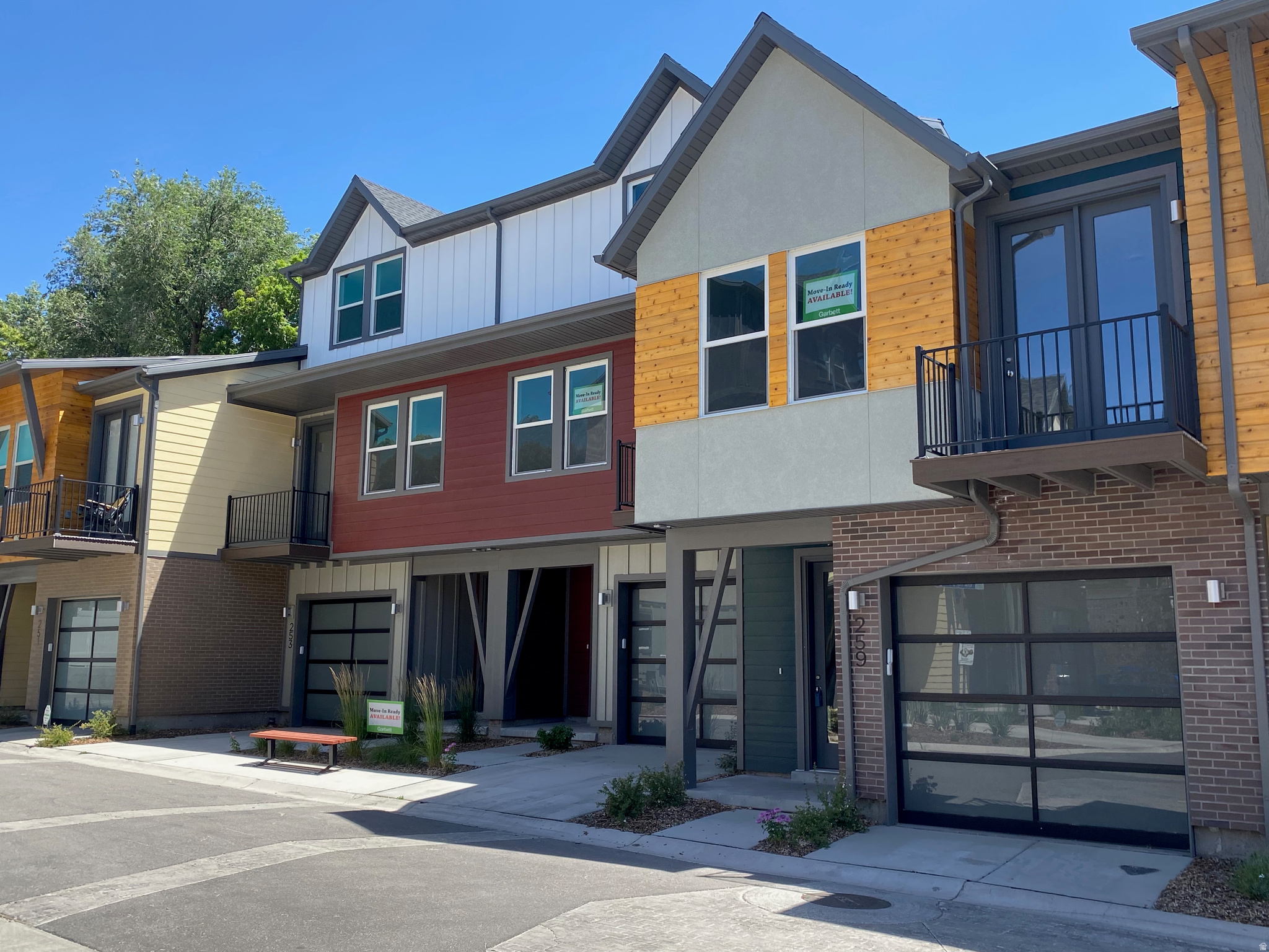 BISHOP PLACE - Residential