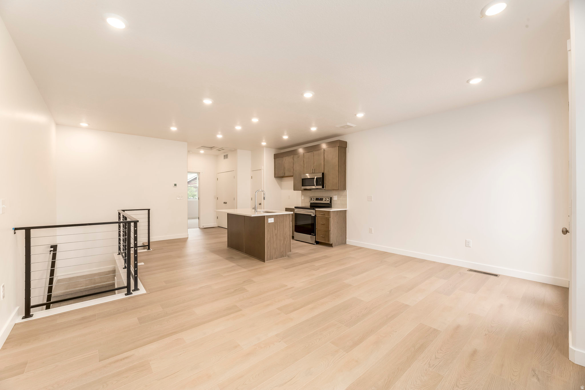 BISHOP PLACE - Residential
