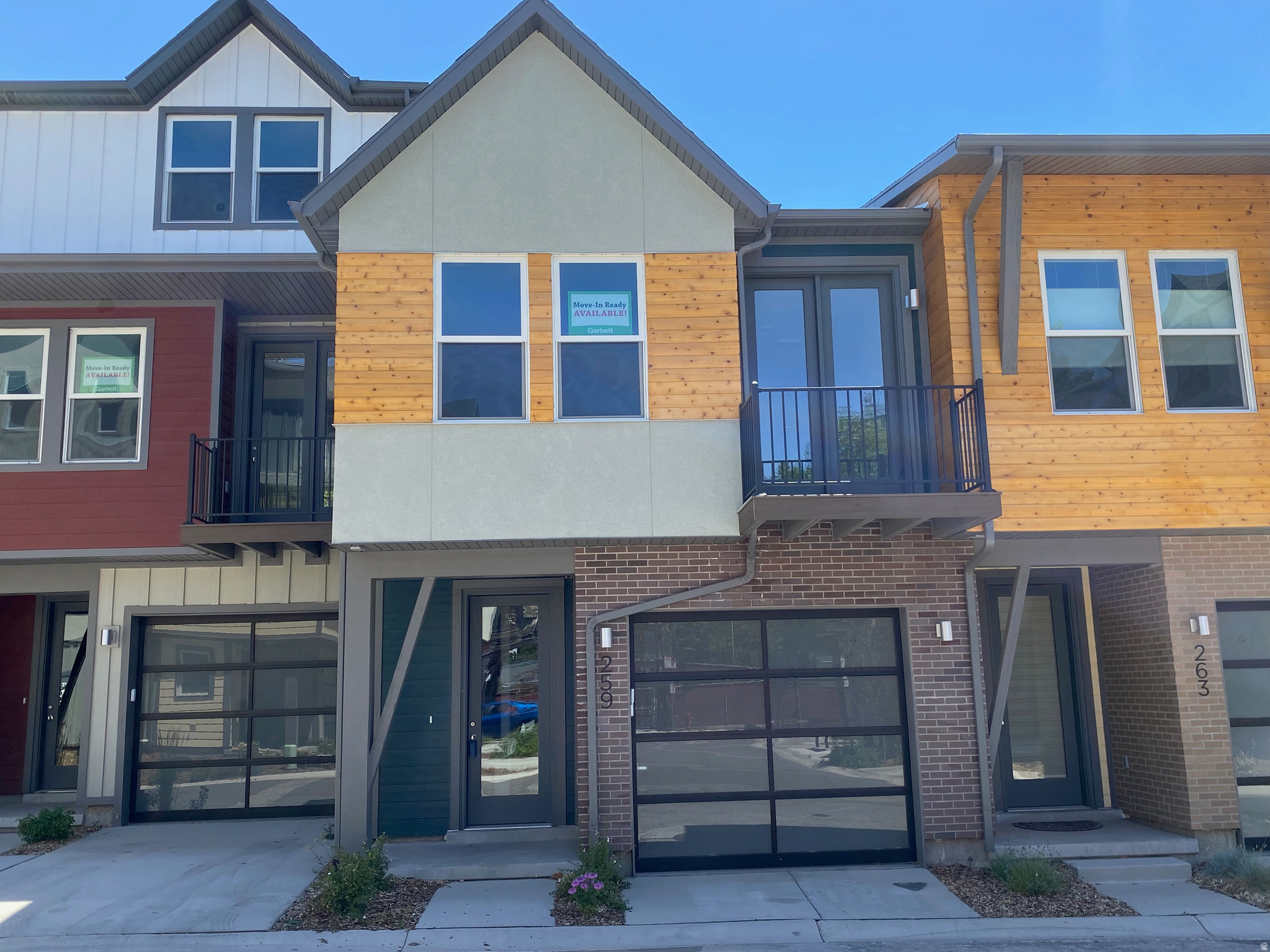 BISHOP PLACE - Residential