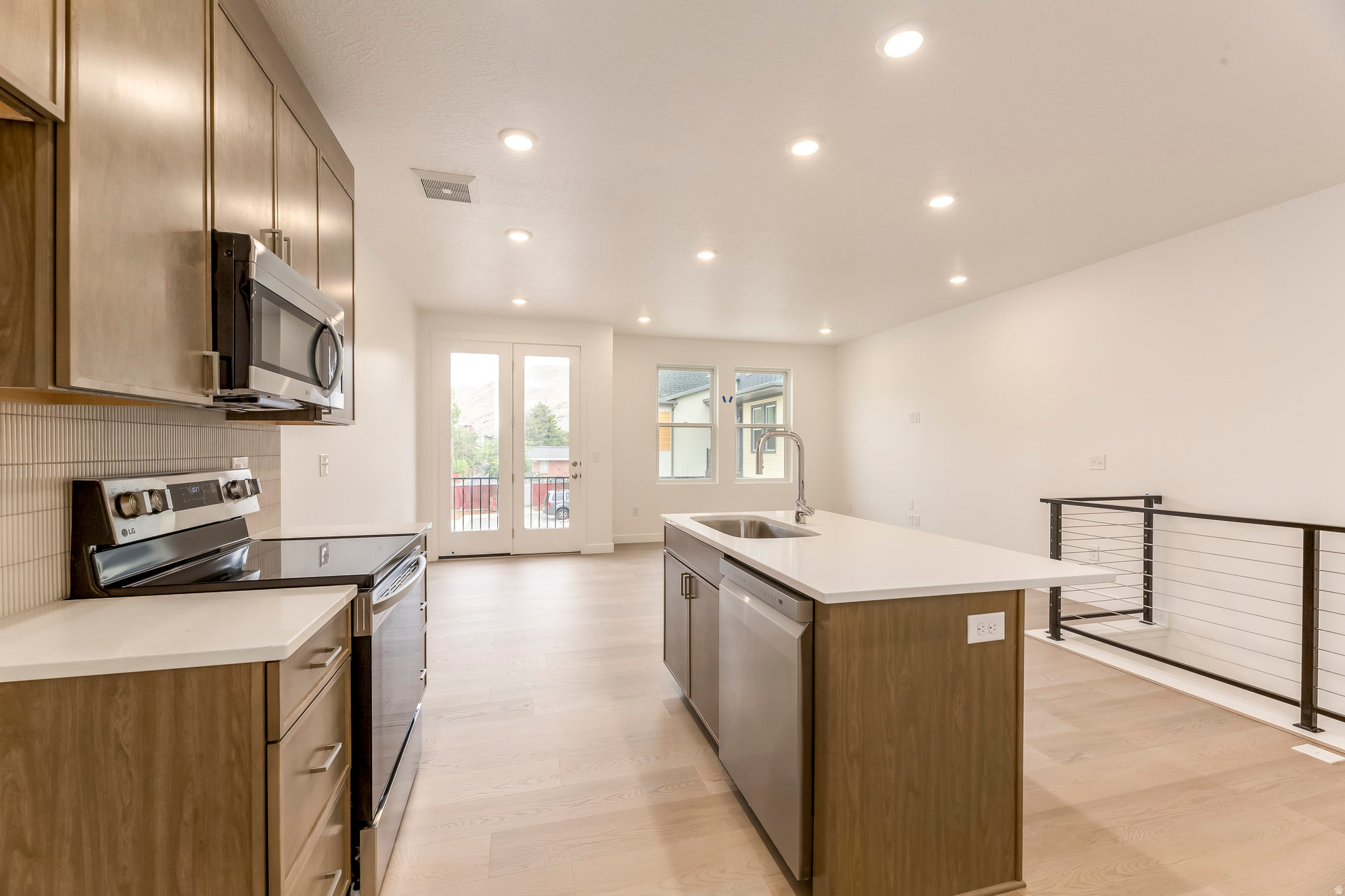BISHOP PLACE - Residential