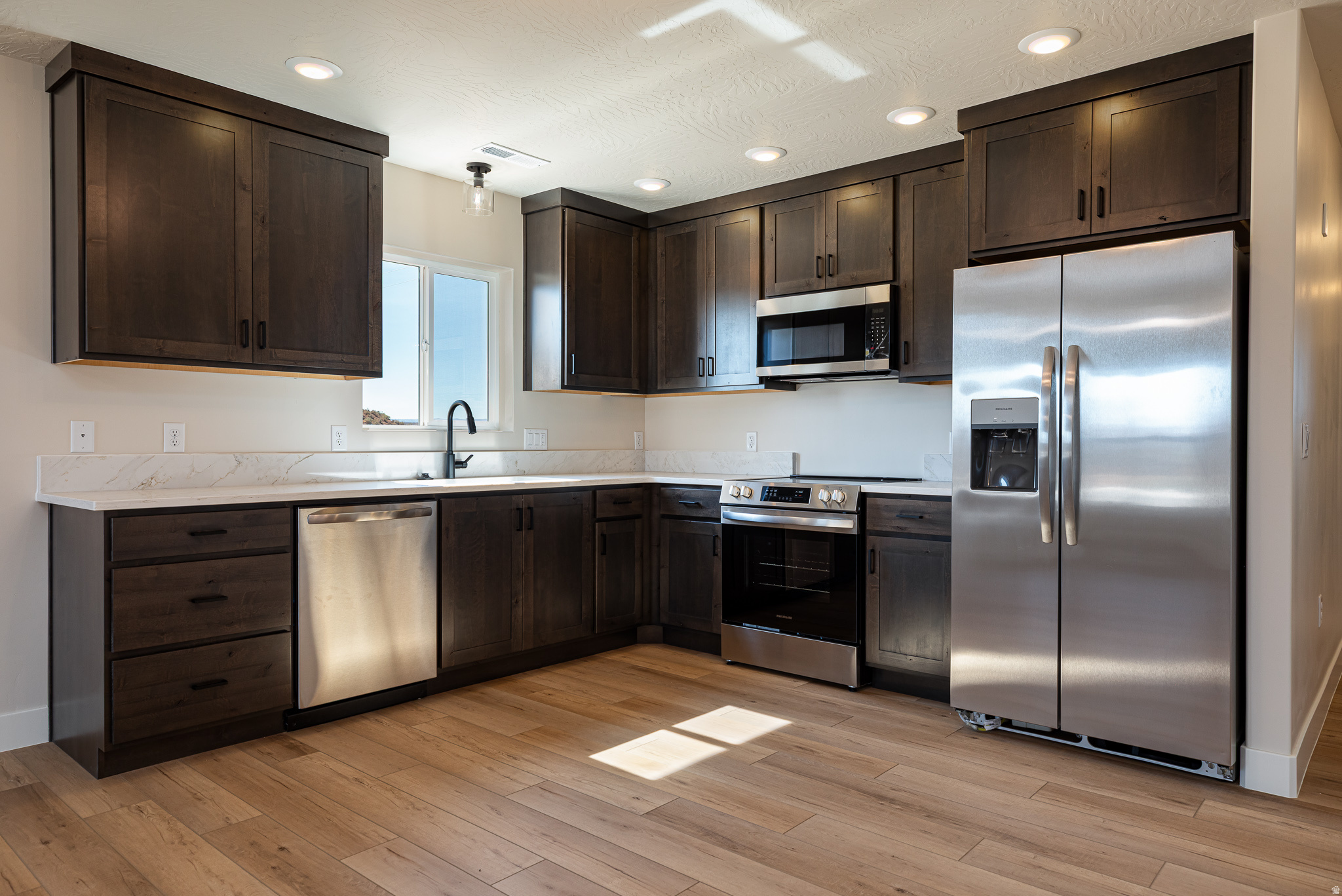 NORTH RIM ESTATES - Residential
