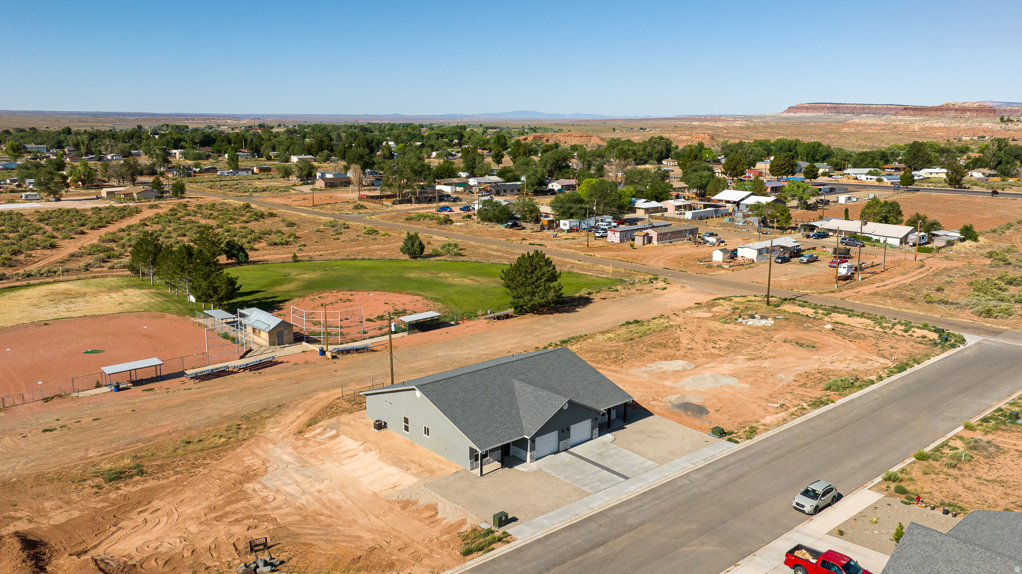 NORTH RIM ESTATES - Residential