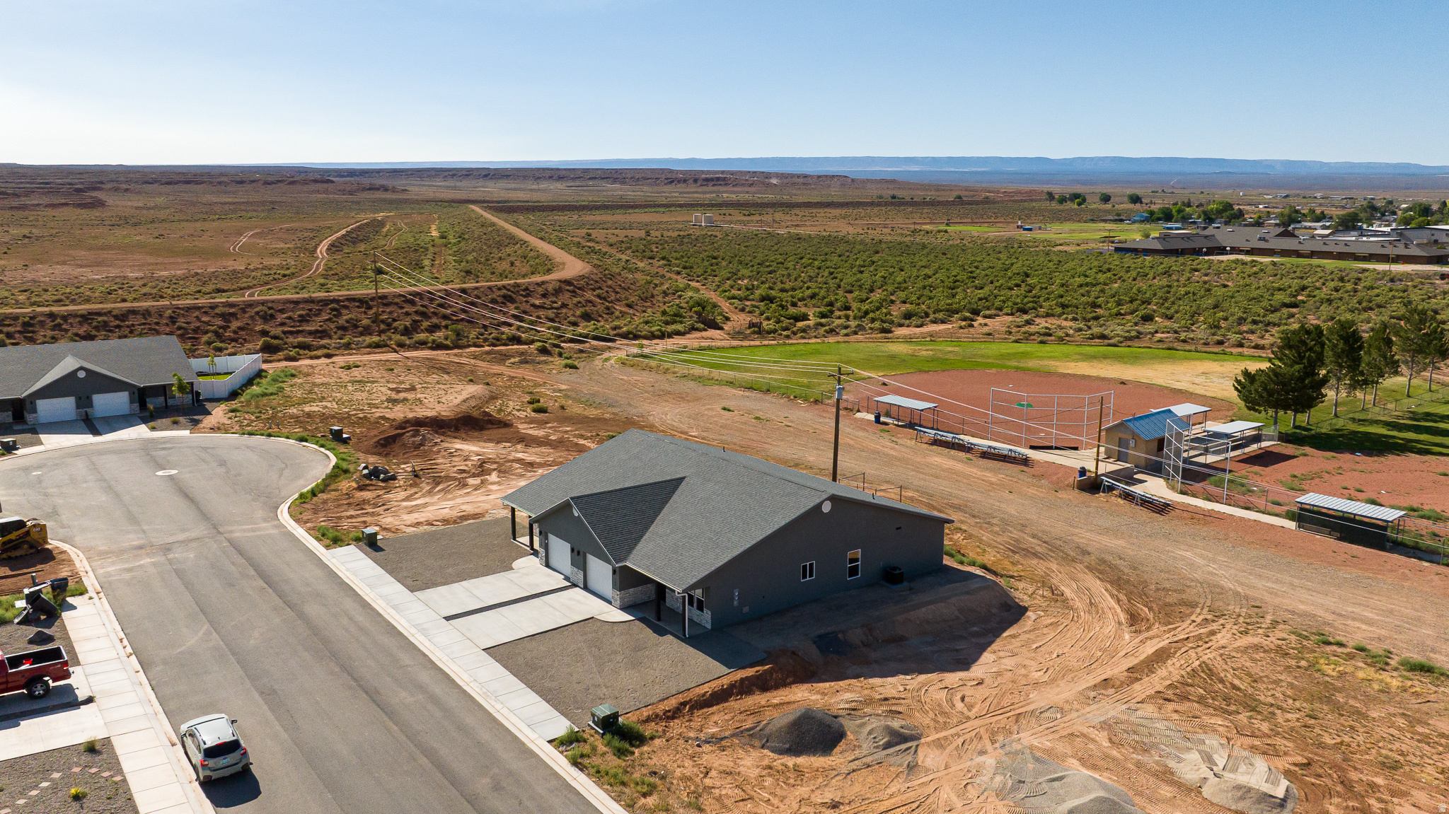 NORTH RIM ESTATES - Residential