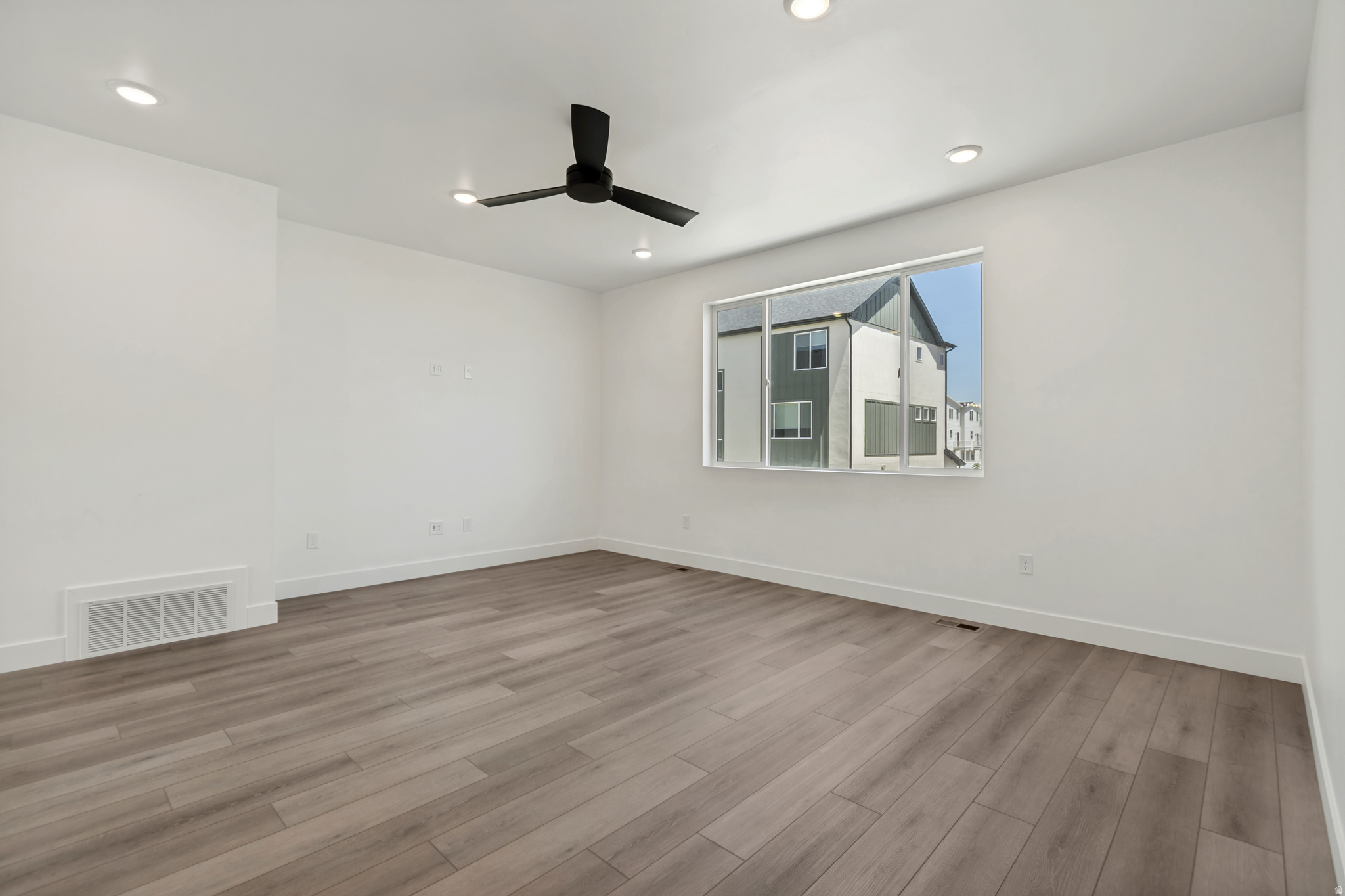 TOWNS AT BRYLEE FARMS - Residential