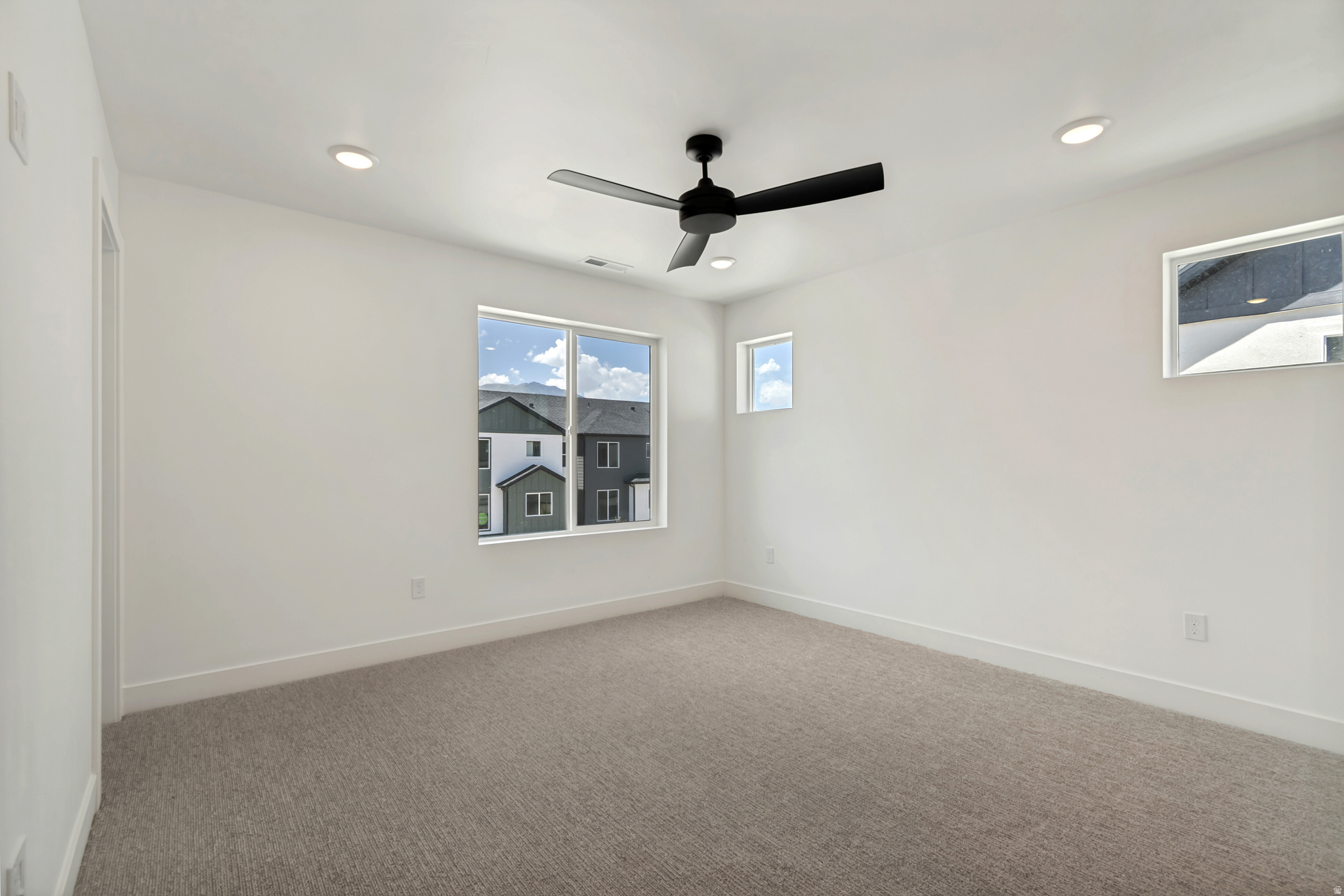 TOWNS AT BRYLEE FARMS - Residential