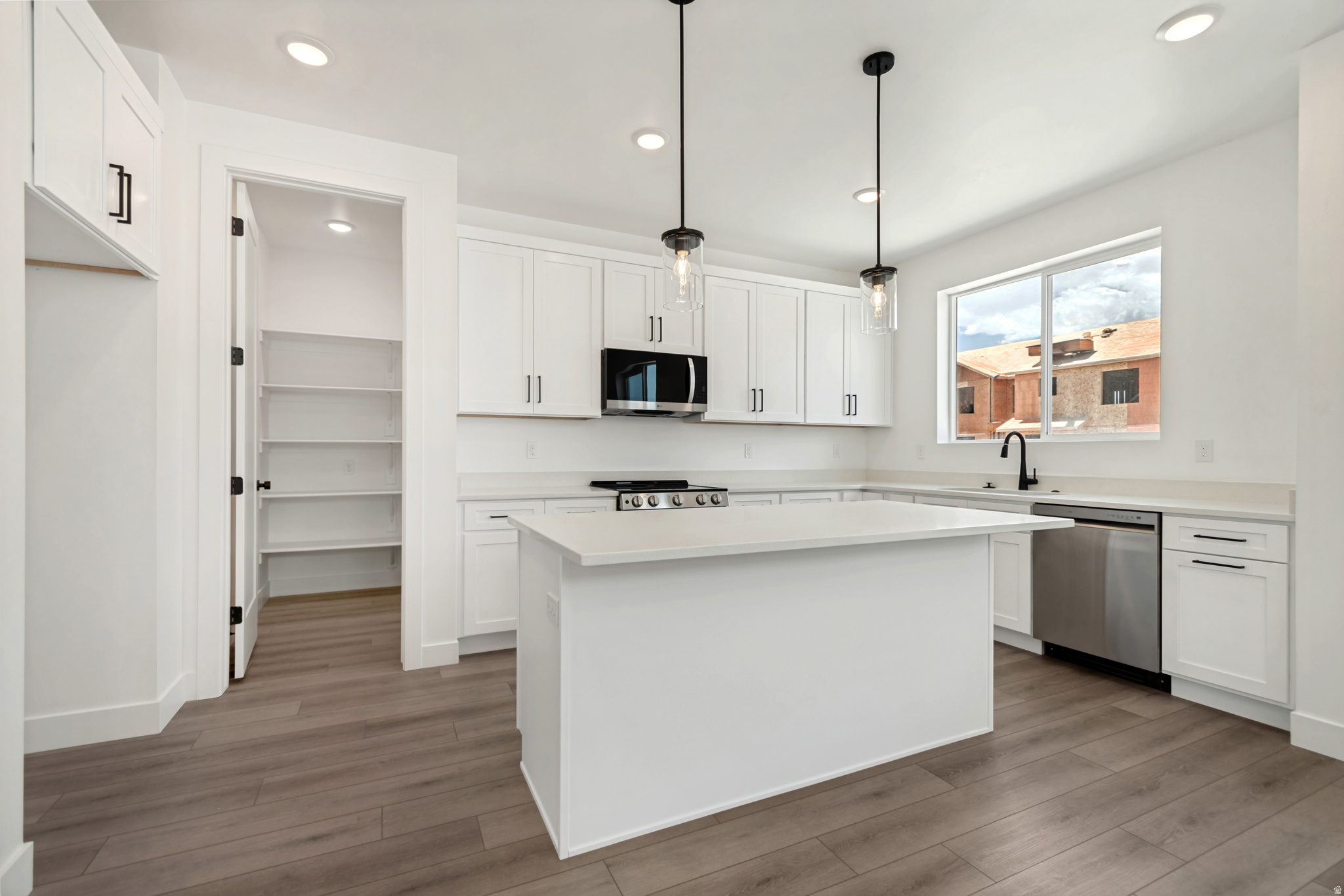 TOWNS AT BRYLEE FARMS - Residential