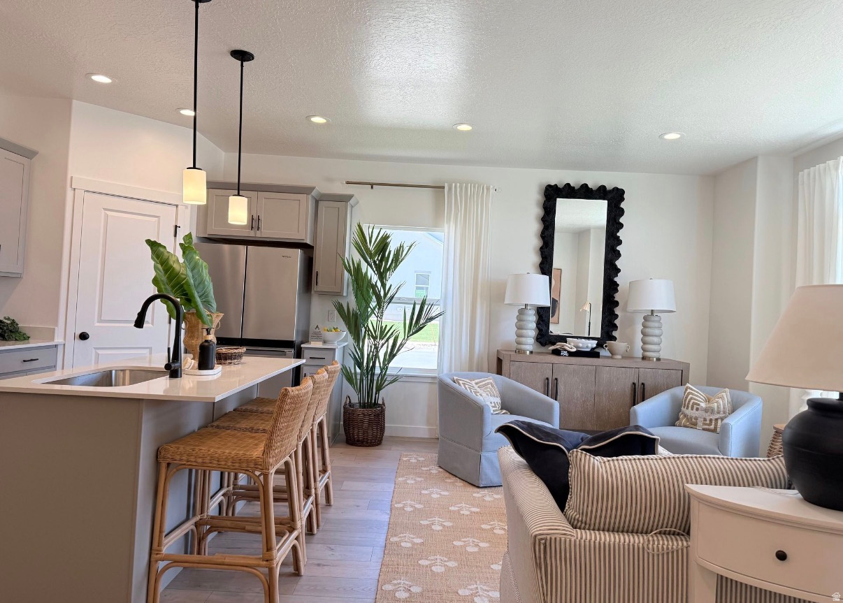 MOONLIGHT VILLAGE - Residential