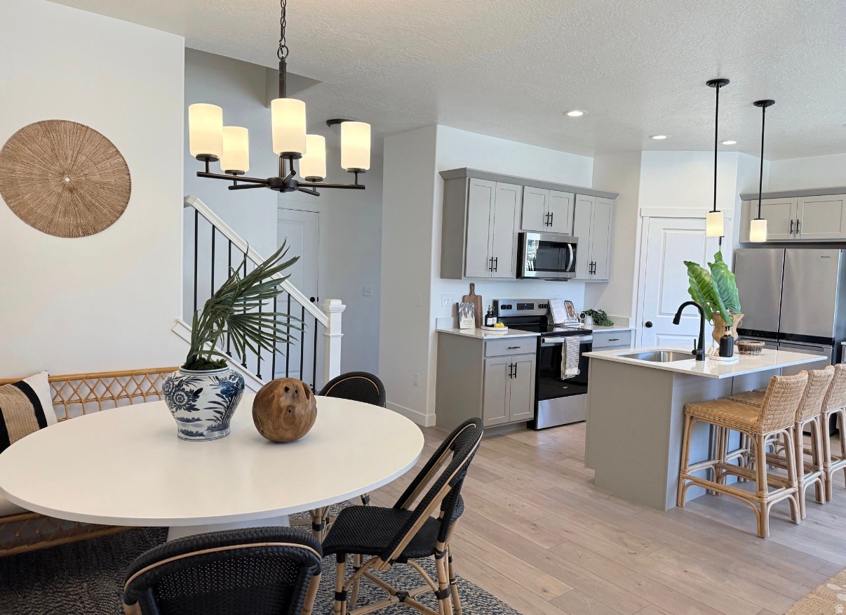 MOONLIGHT VILLAGE - Residential