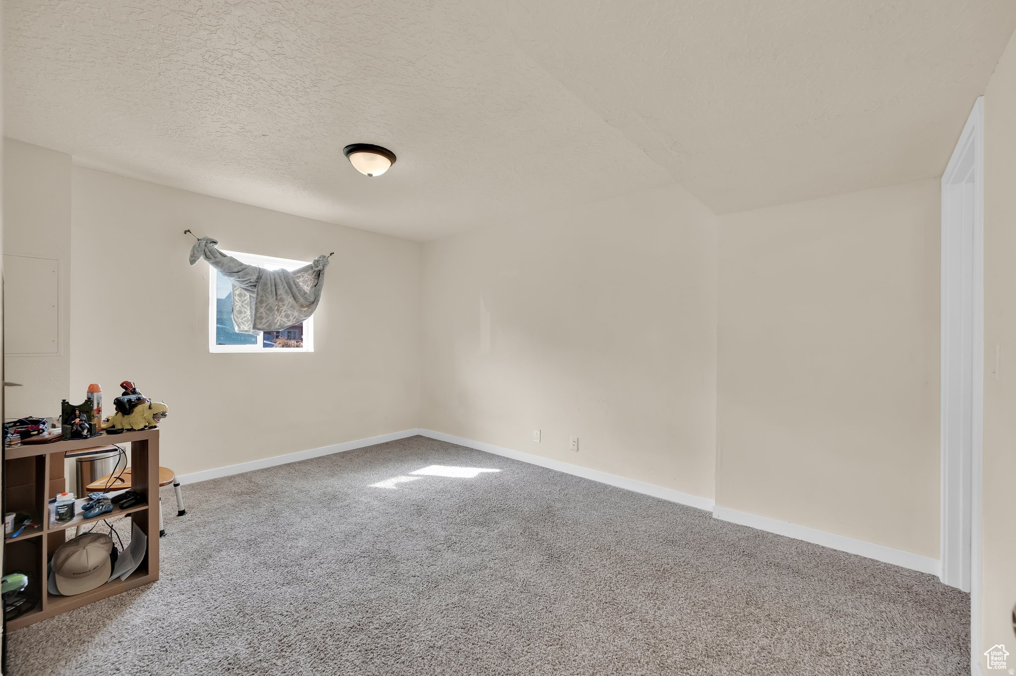 SUTTON ESTATES - Residential