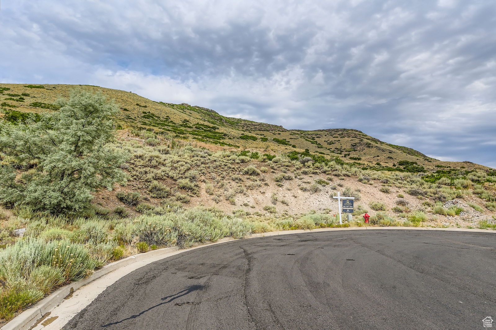 LOOKOUT RIDGE - Land