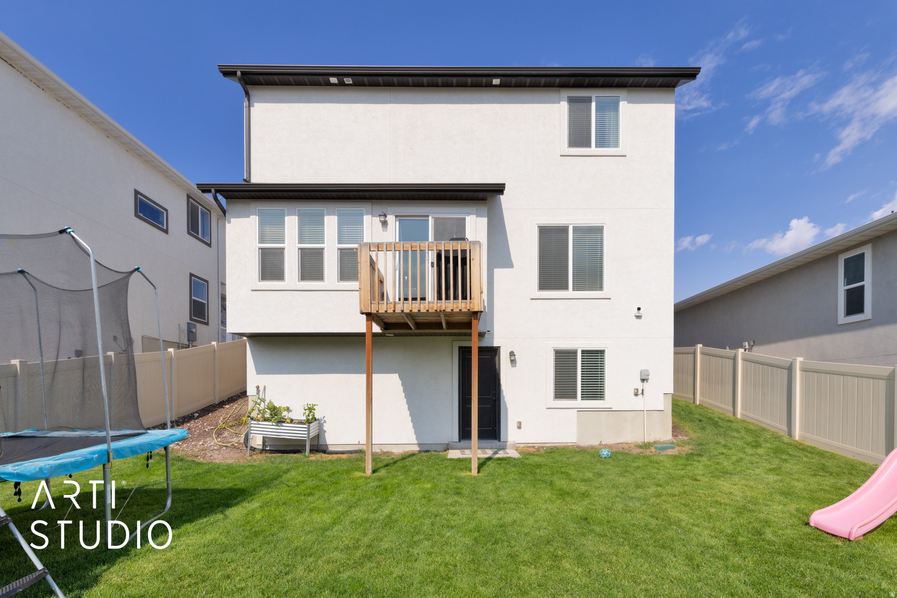 RIDGE - Residential