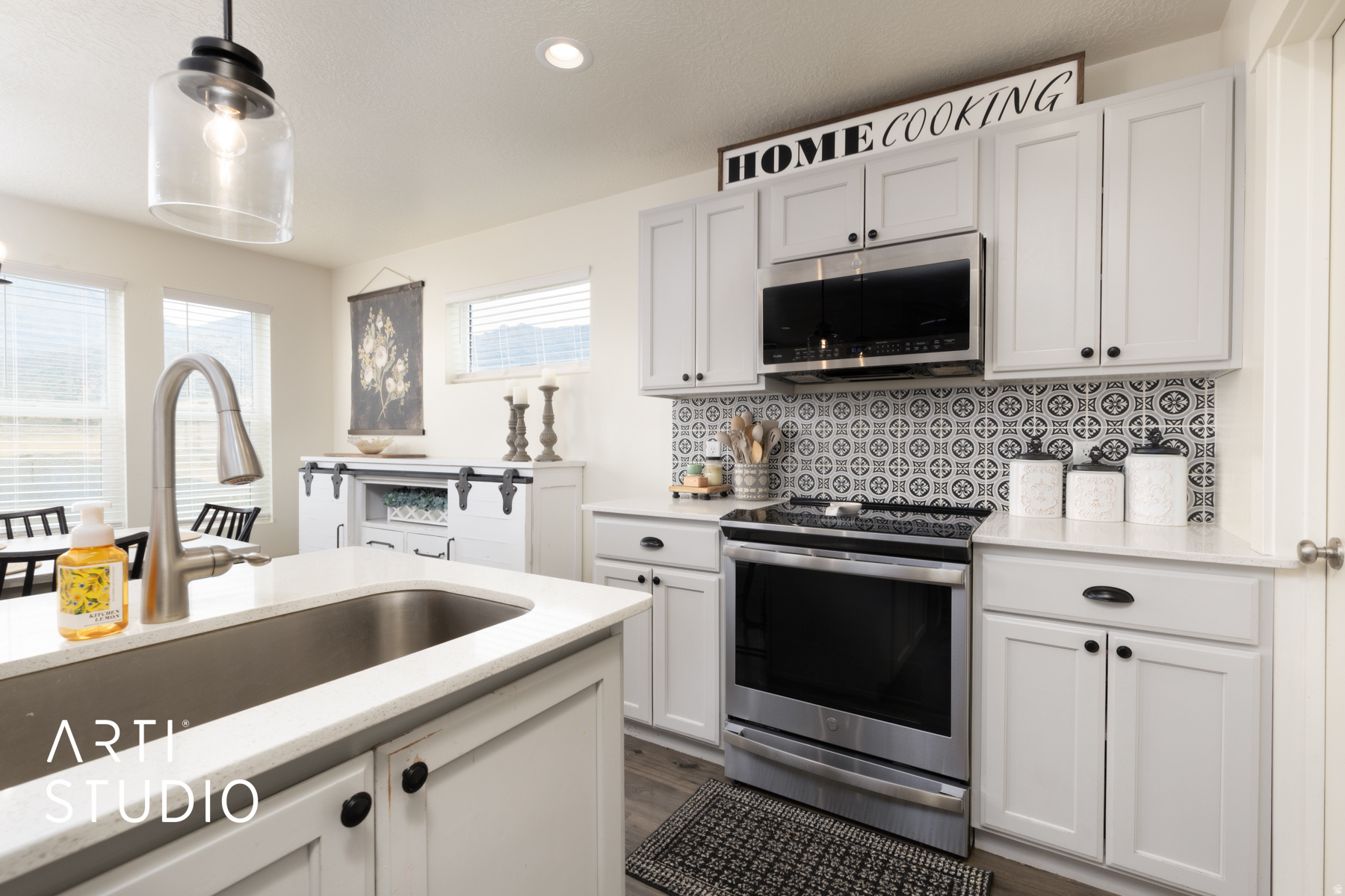 RIDGE - Residential
