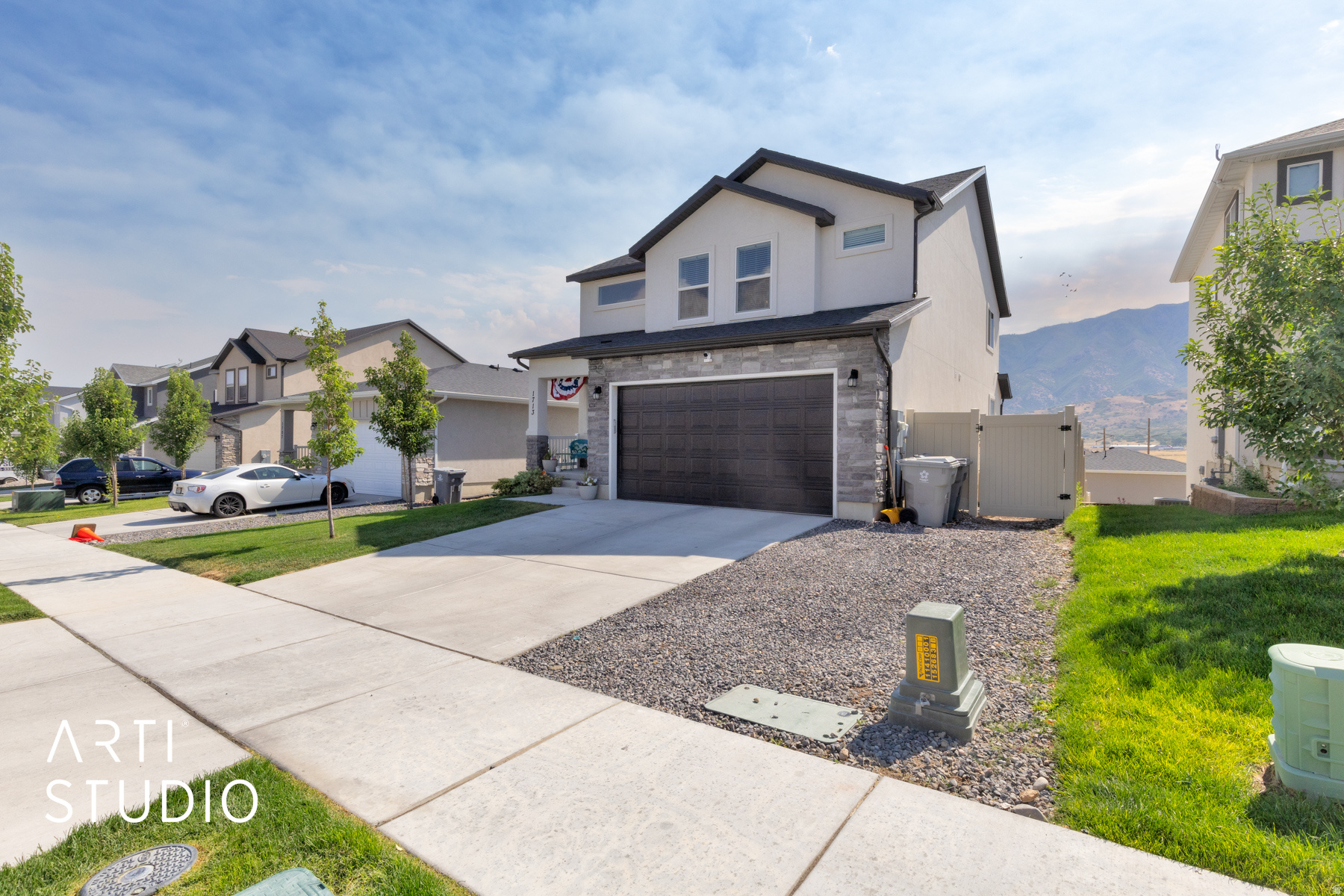 RIDGE - Residential