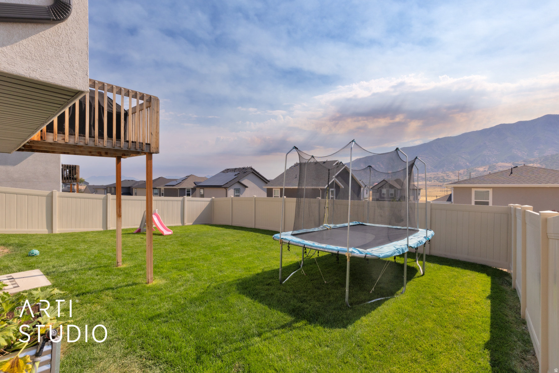 RIDGE - Residential