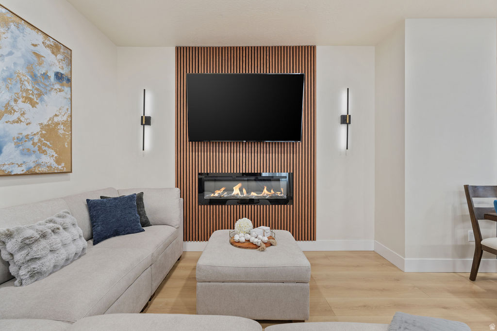 PLAT B - Residential Lease