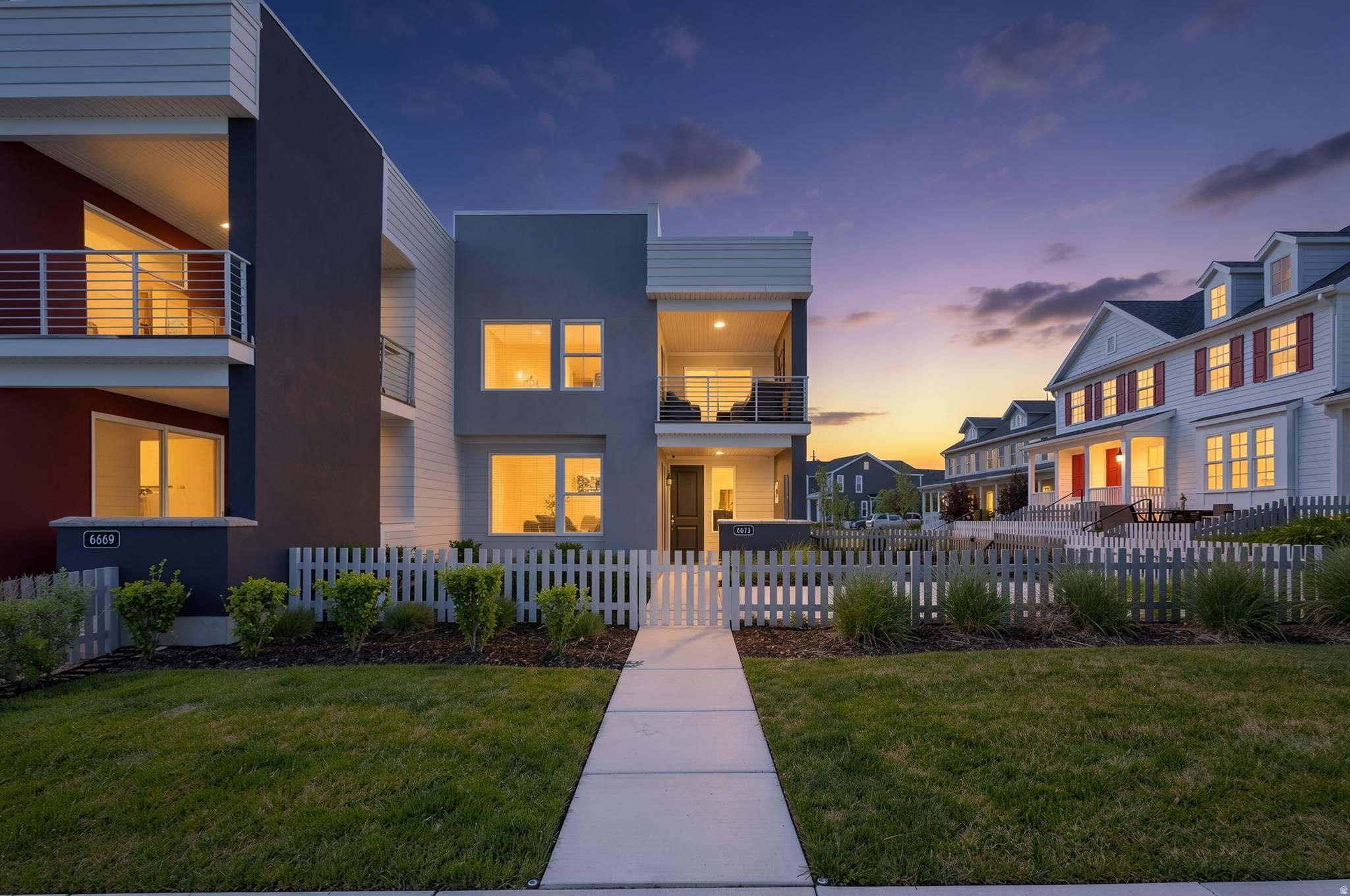 DAYBREAK - Residential