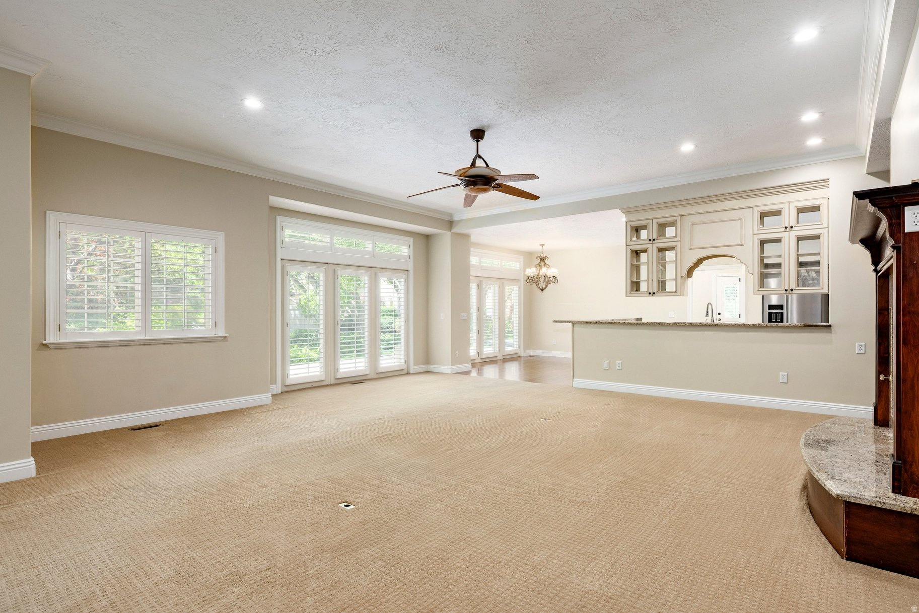 HIDDEN OAK E - Residential