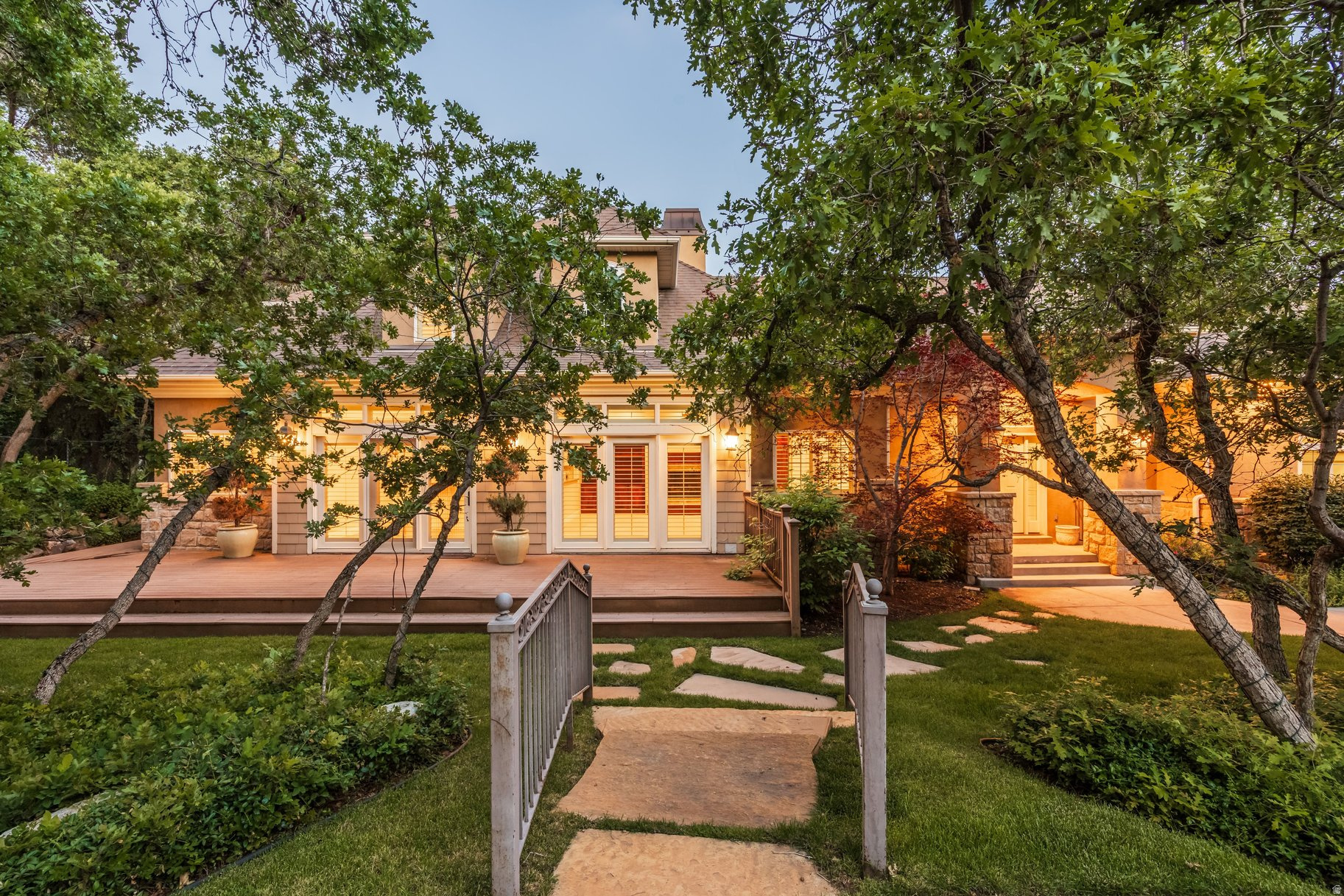 HIDDEN OAK E - Residential