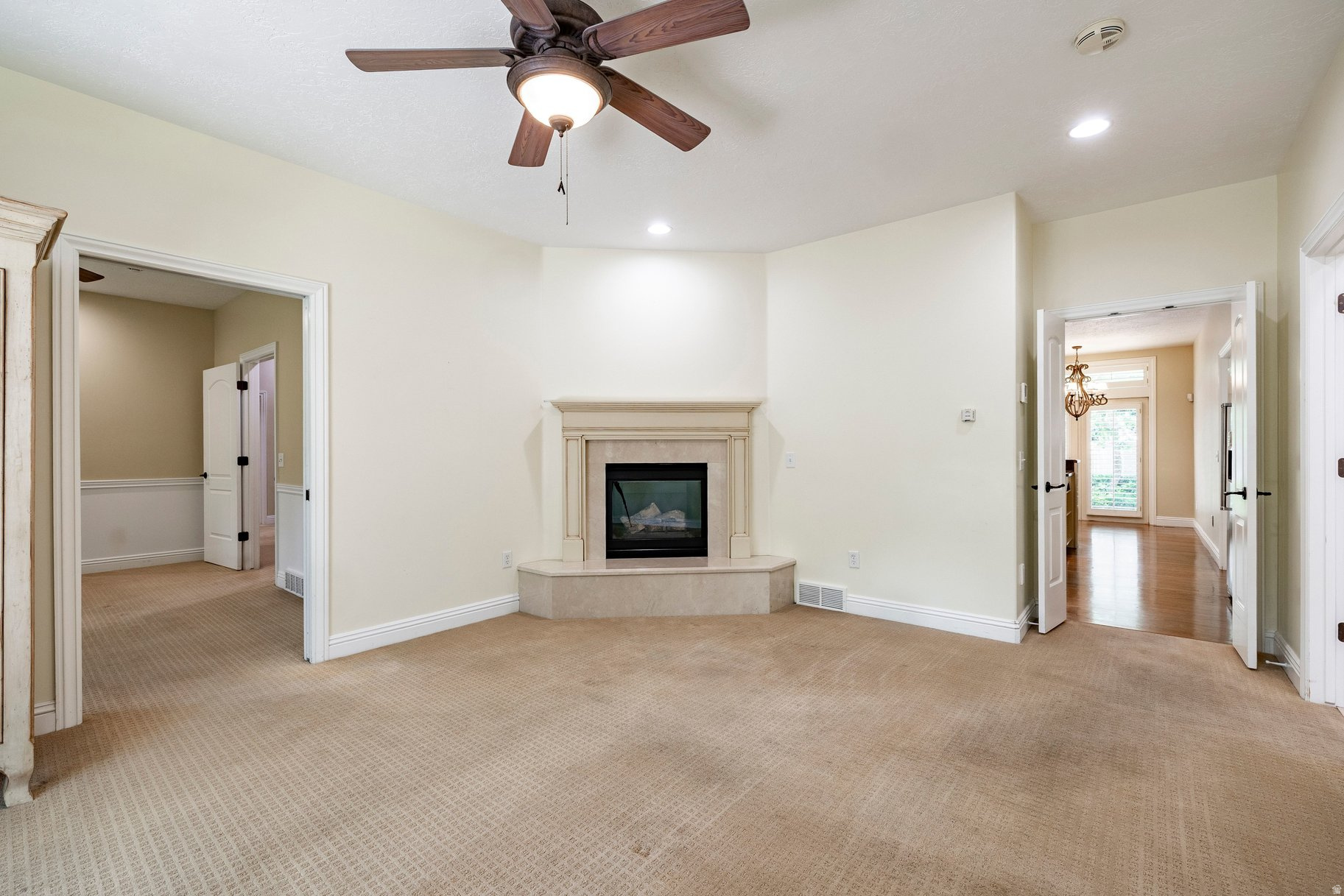 HIDDEN OAK E - Residential