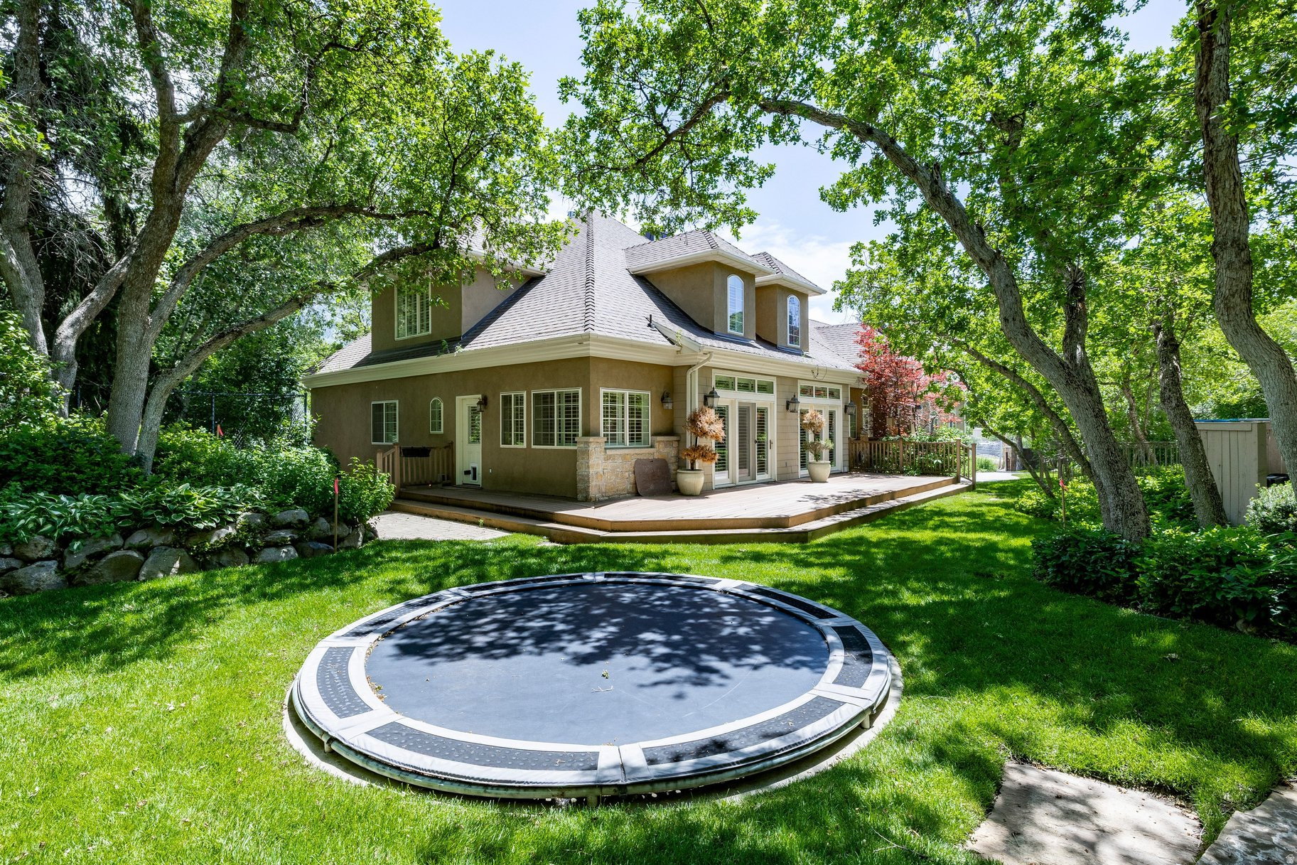 HIDDEN OAK E - Residential
